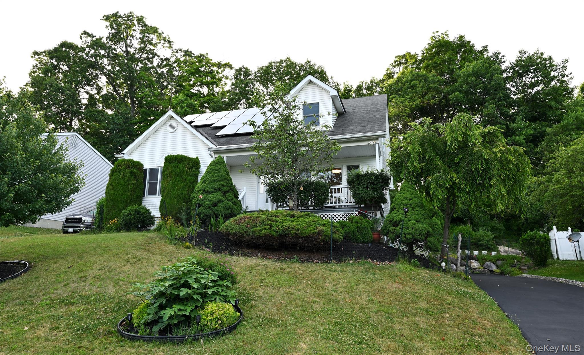 12 Walnut Lane Property Photo 1