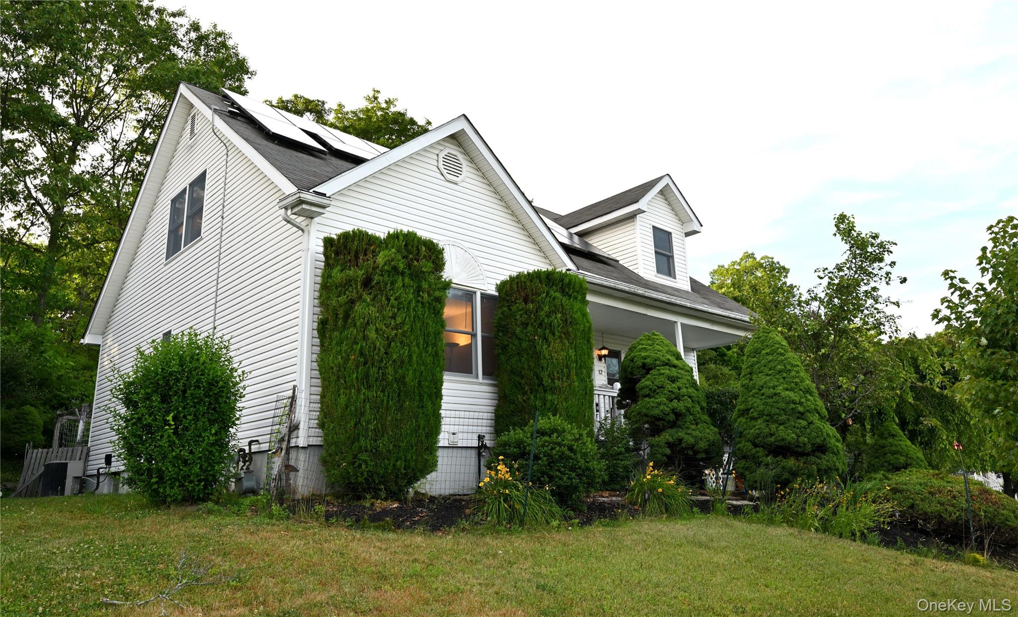 12 Walnut Lane Property Photo 2