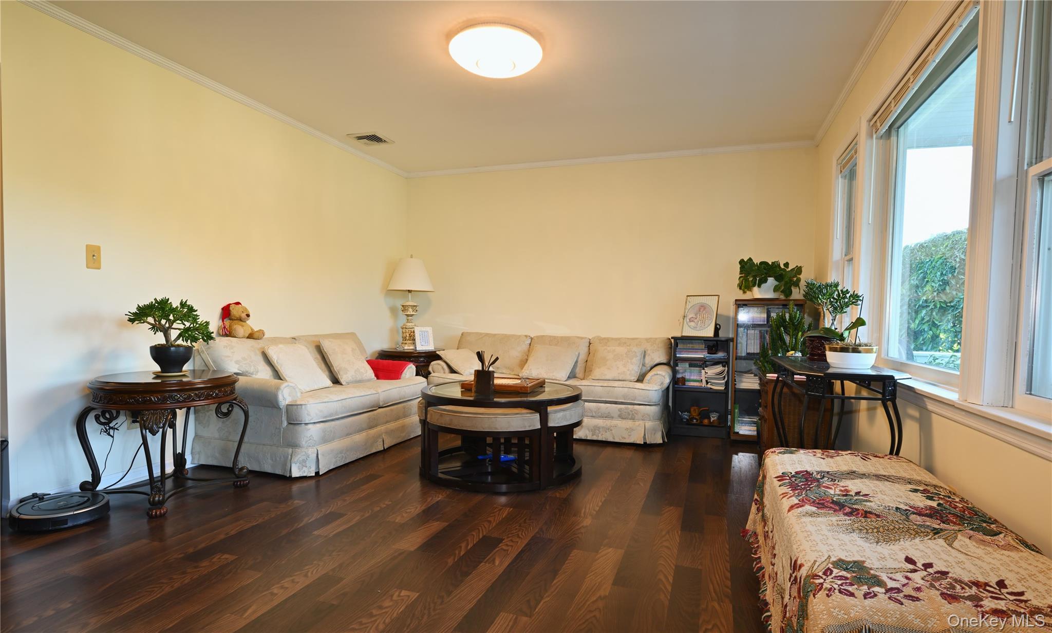 12 Walnut Lane Property Photo 4