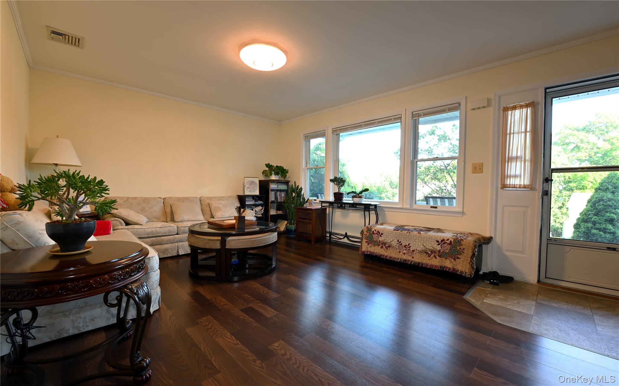 12 Walnut Lane Property Photo 5