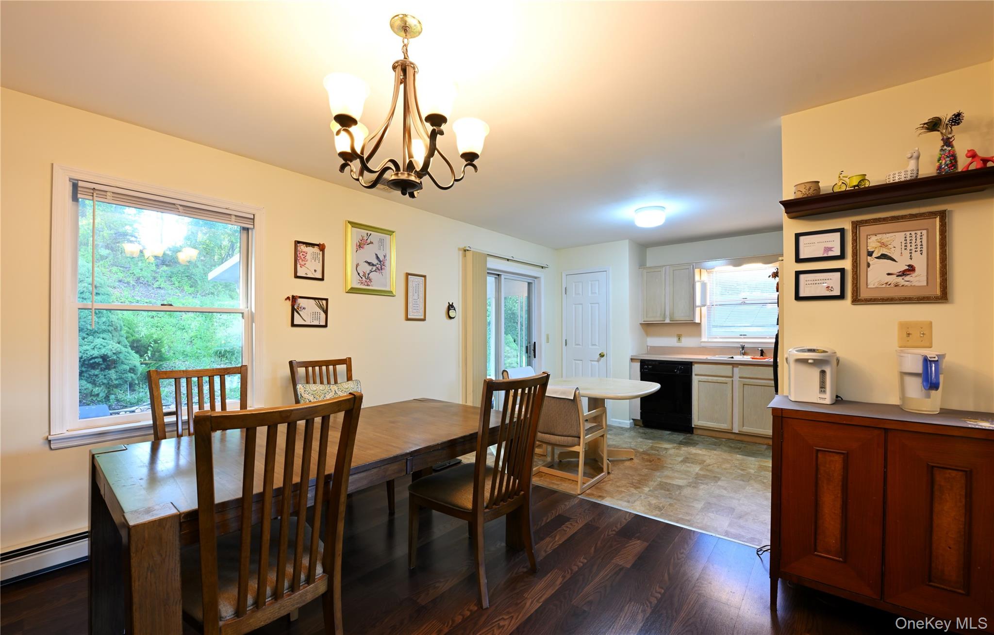 12 Walnut Lane Property Photo 6