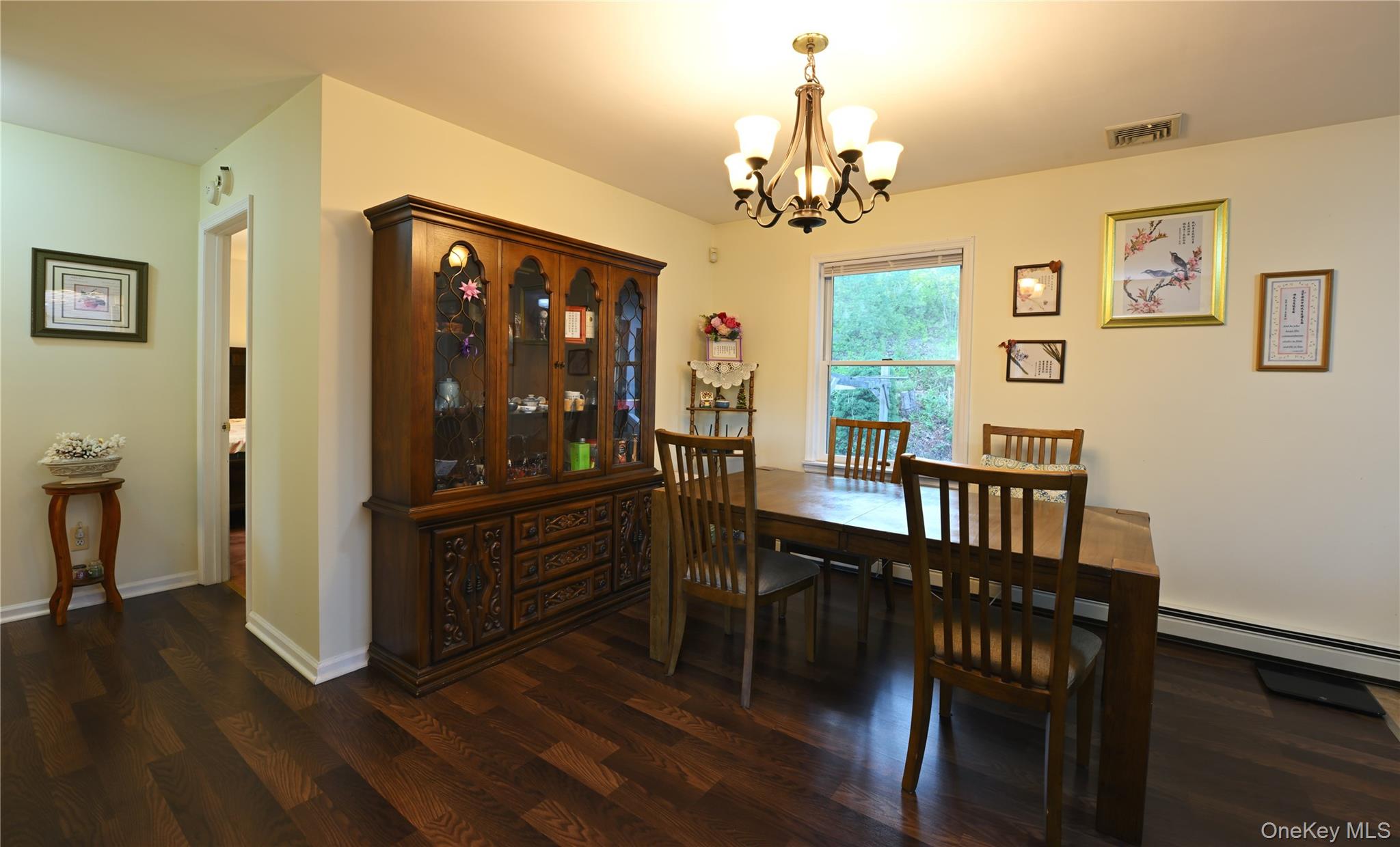 12 Walnut Lane Property Photo 7