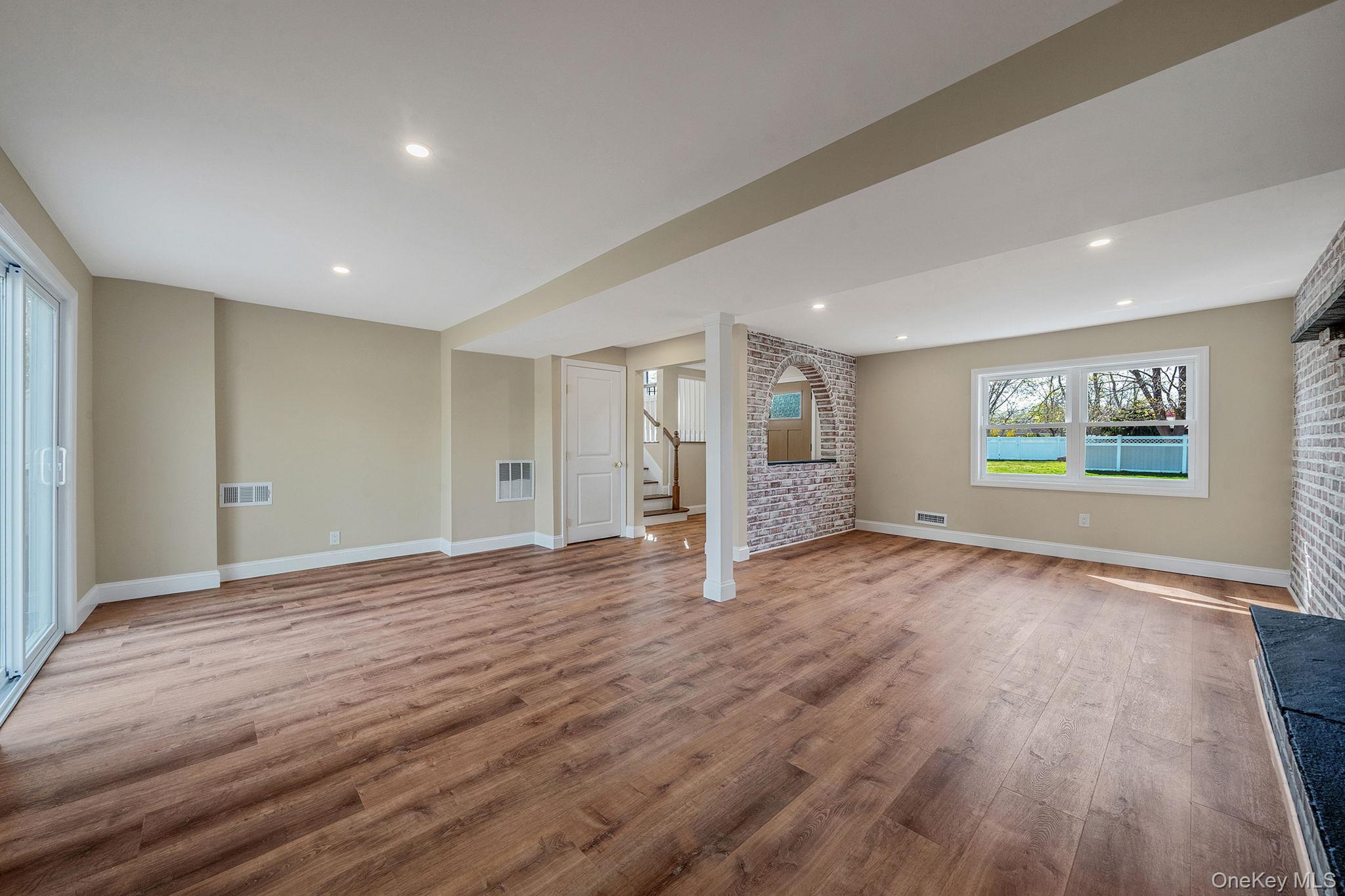25 Greentree Drive Property Photo 26