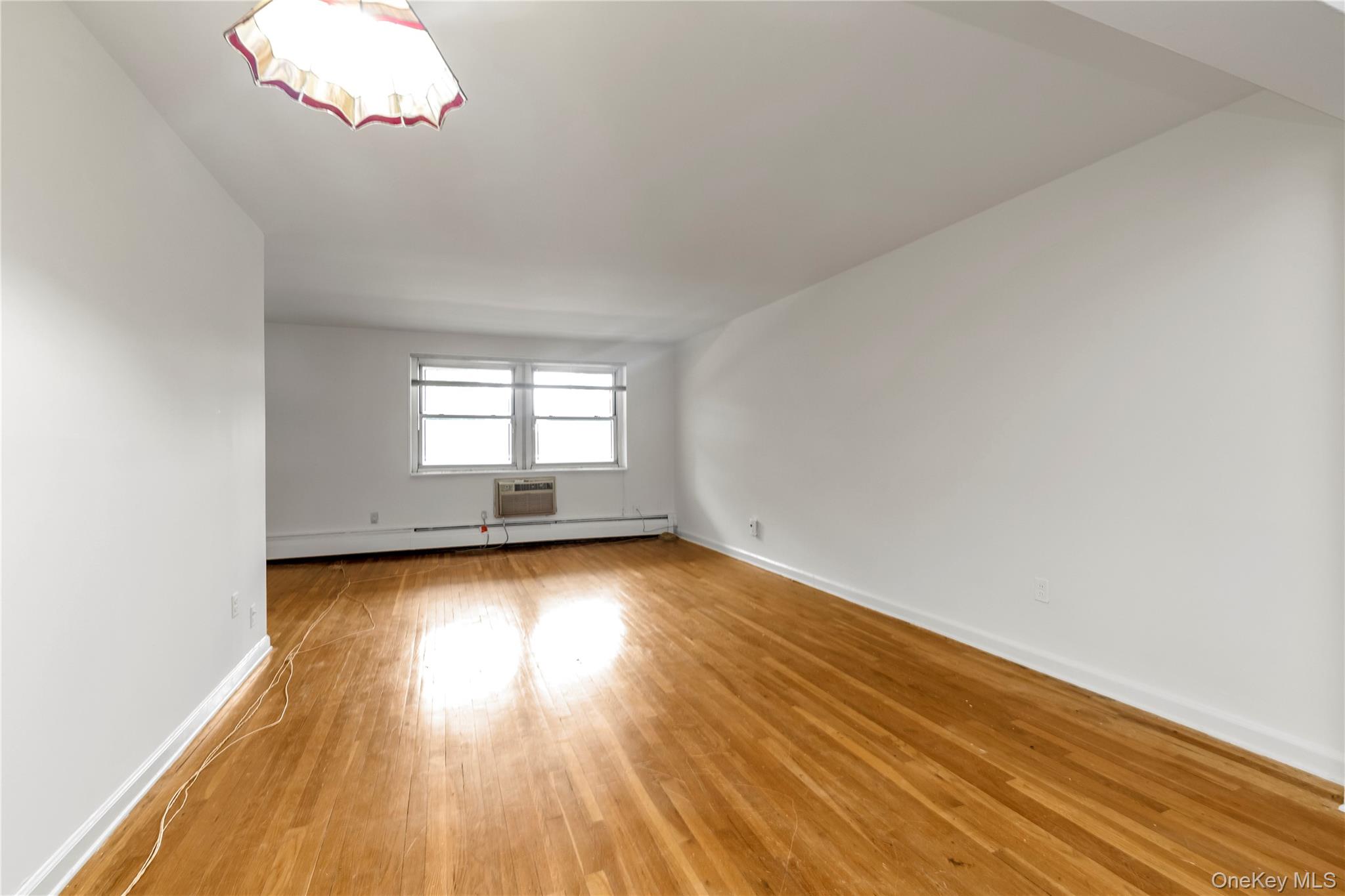 45 Hill Park Avenue 3d Property Photo 5