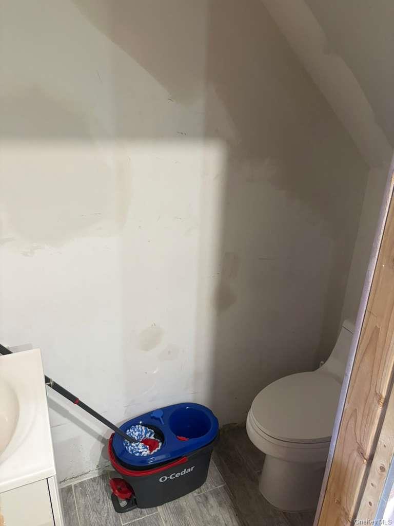 9508 Linden Boulevard Property Photo 5