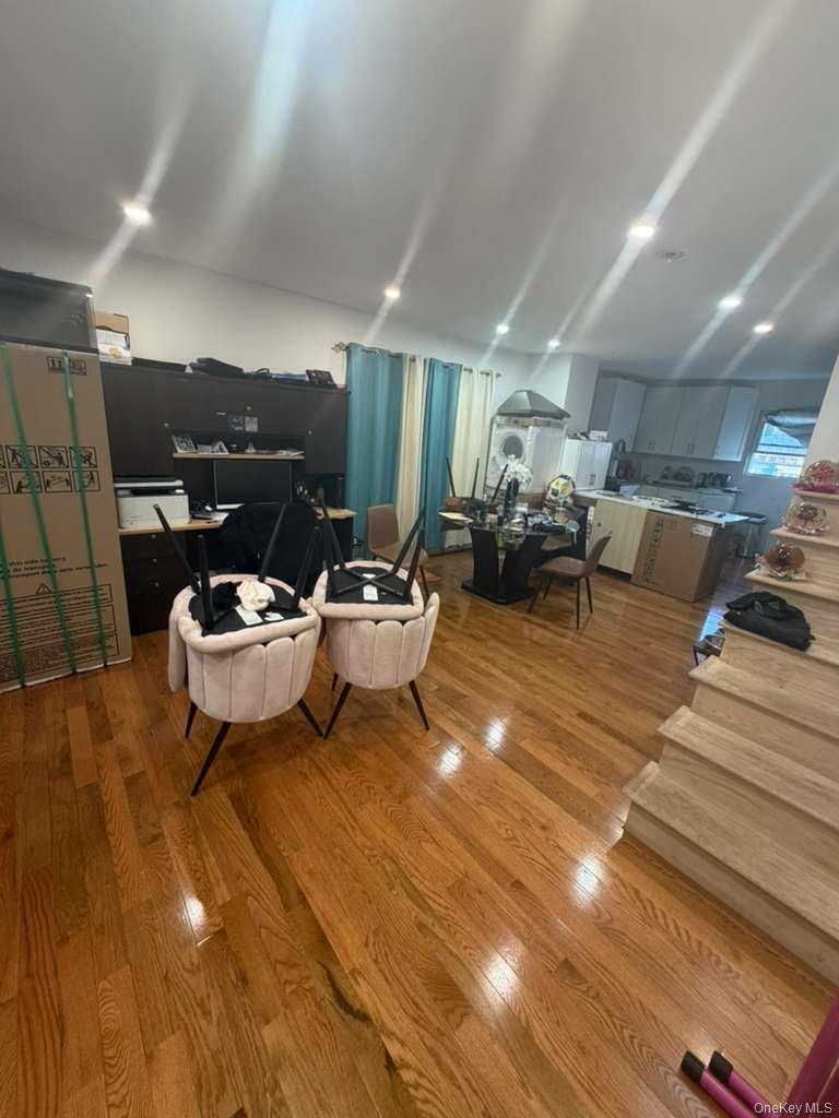 9508 Linden Boulevard Property Photo 11