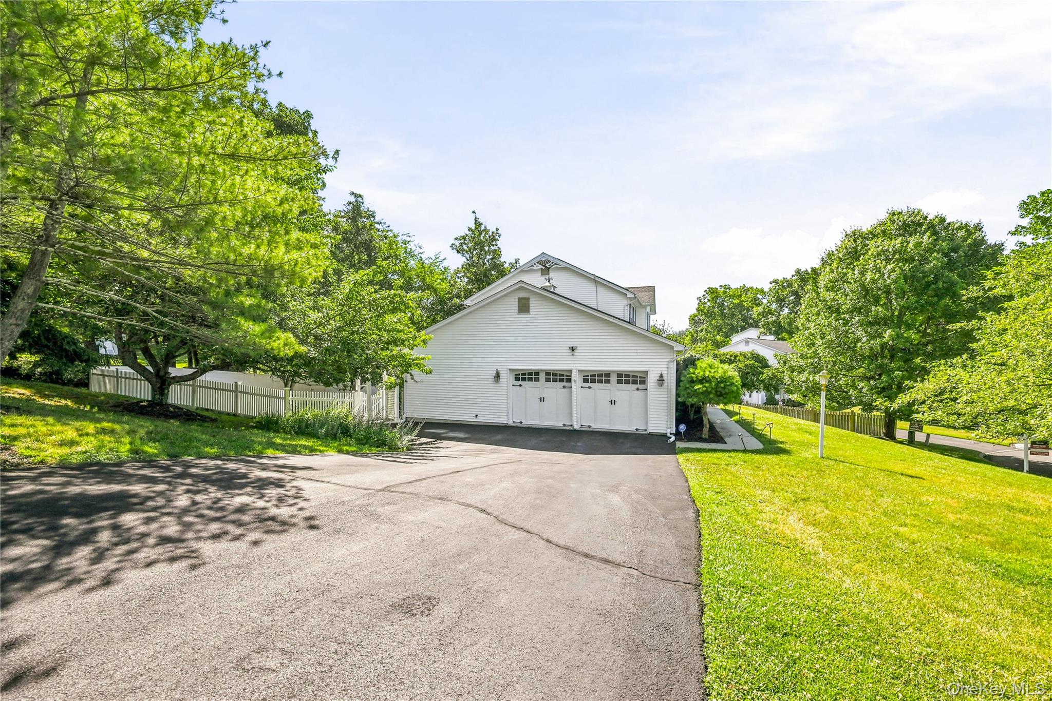 2 Sloane Court Property Photo 33