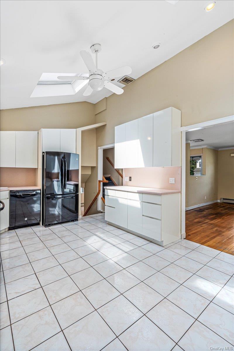 7 Margaret Drive Property Photo 8