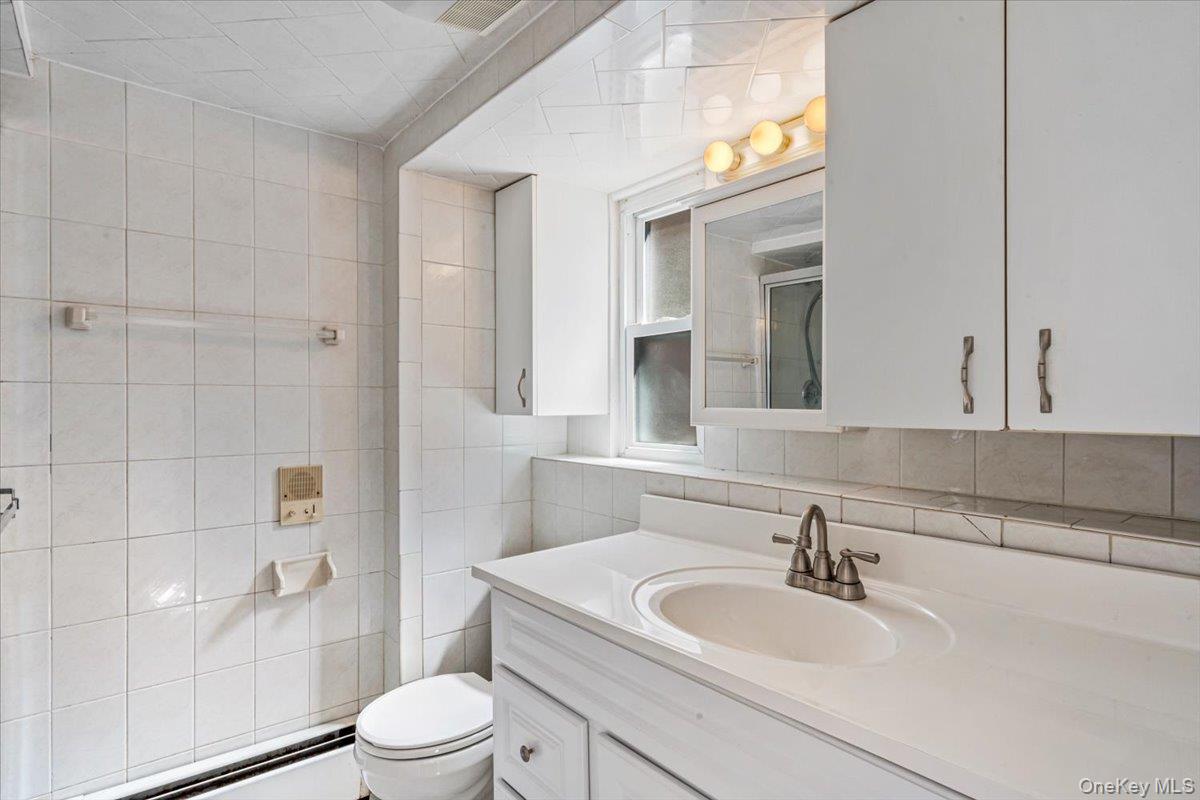 7 Margaret Drive Property Photo 17