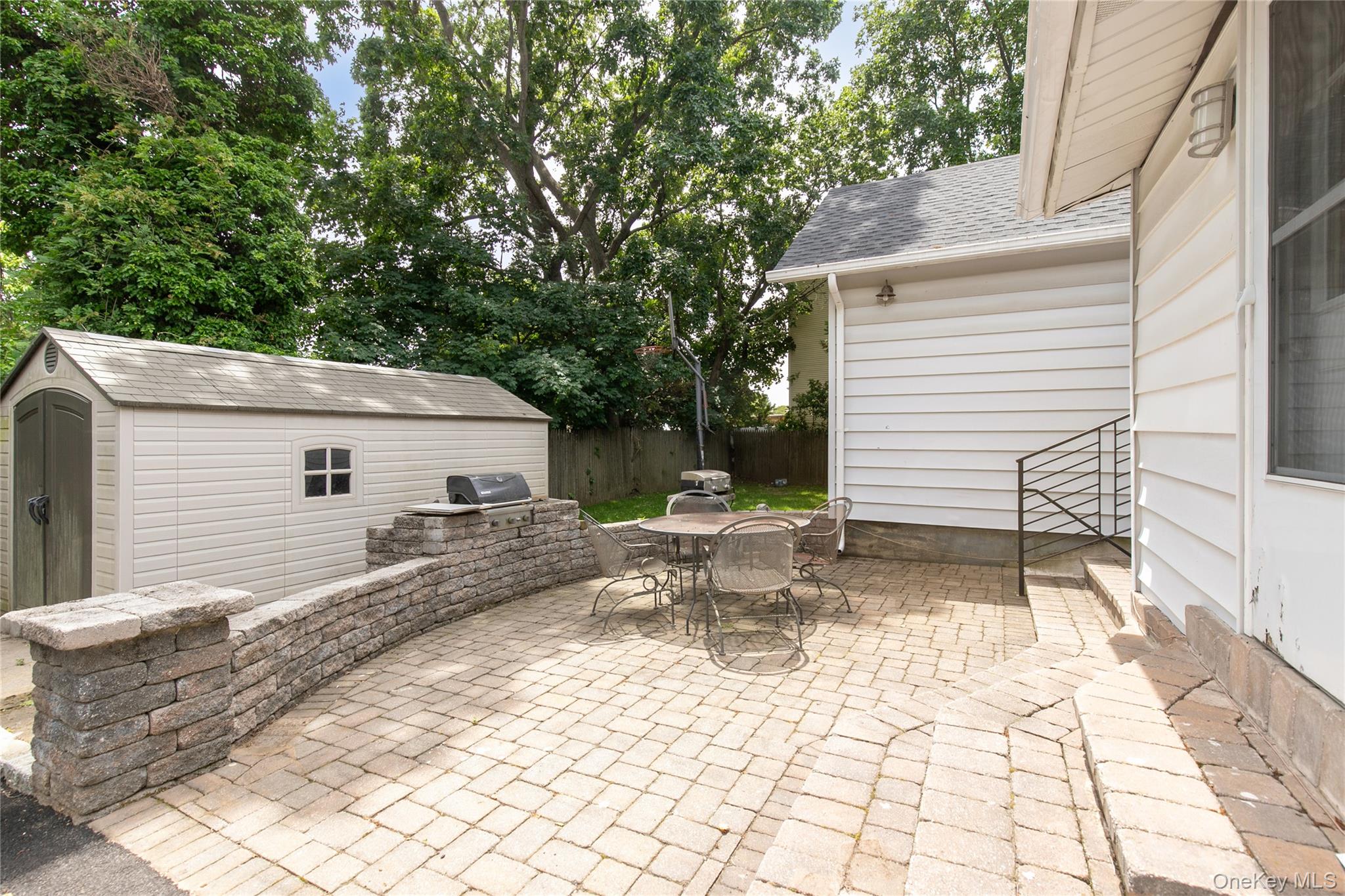 367 Summit Avenue Property Photo 24