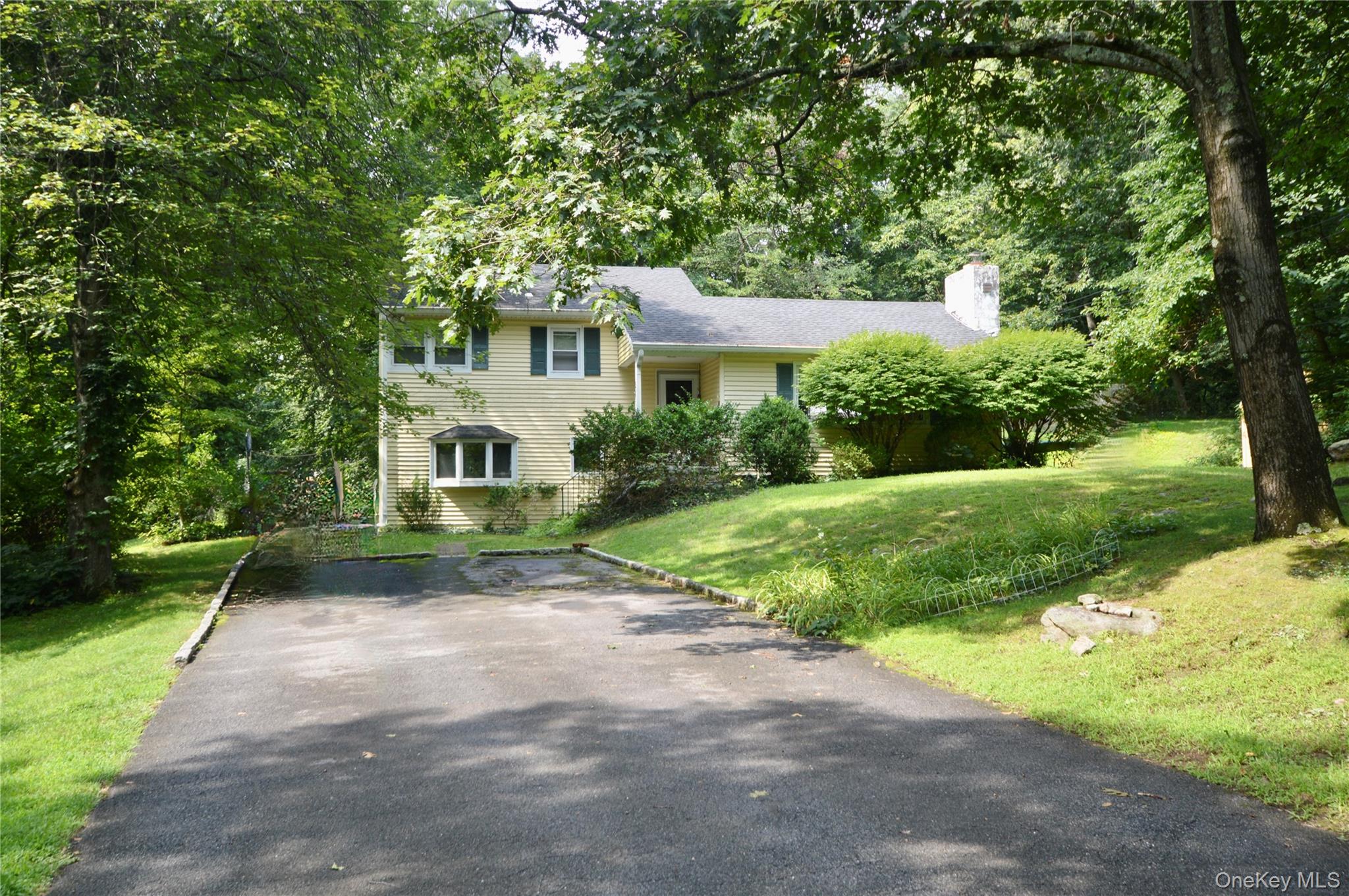 4 Lorraine Road Property Photo 1