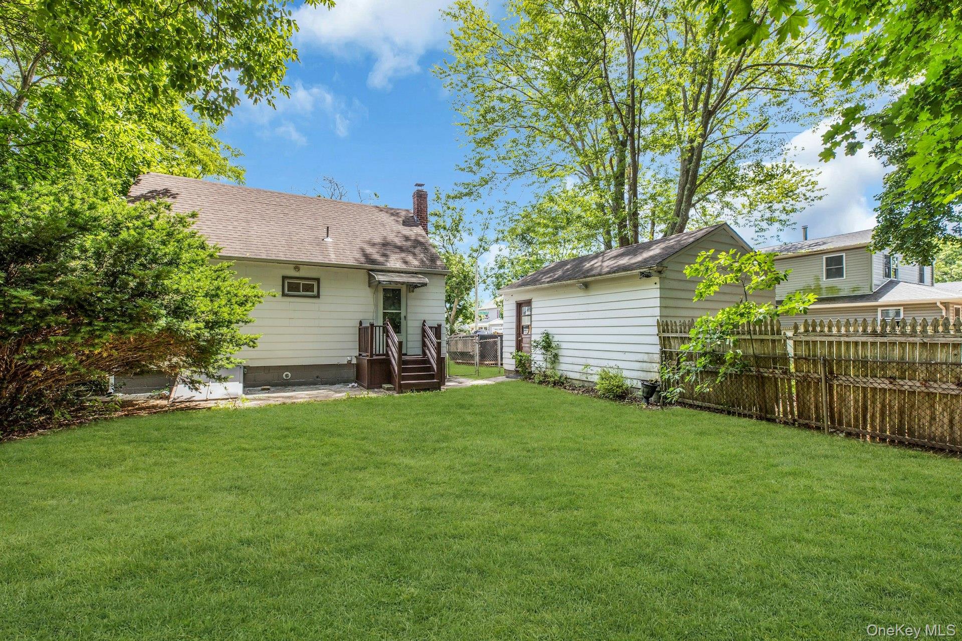 96 Washington Drive Property Photo 23