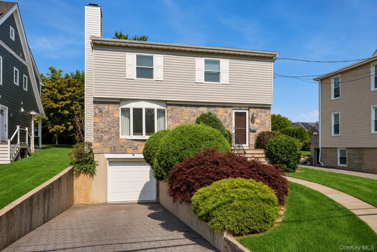 8 Ridge Street Property Photo 1