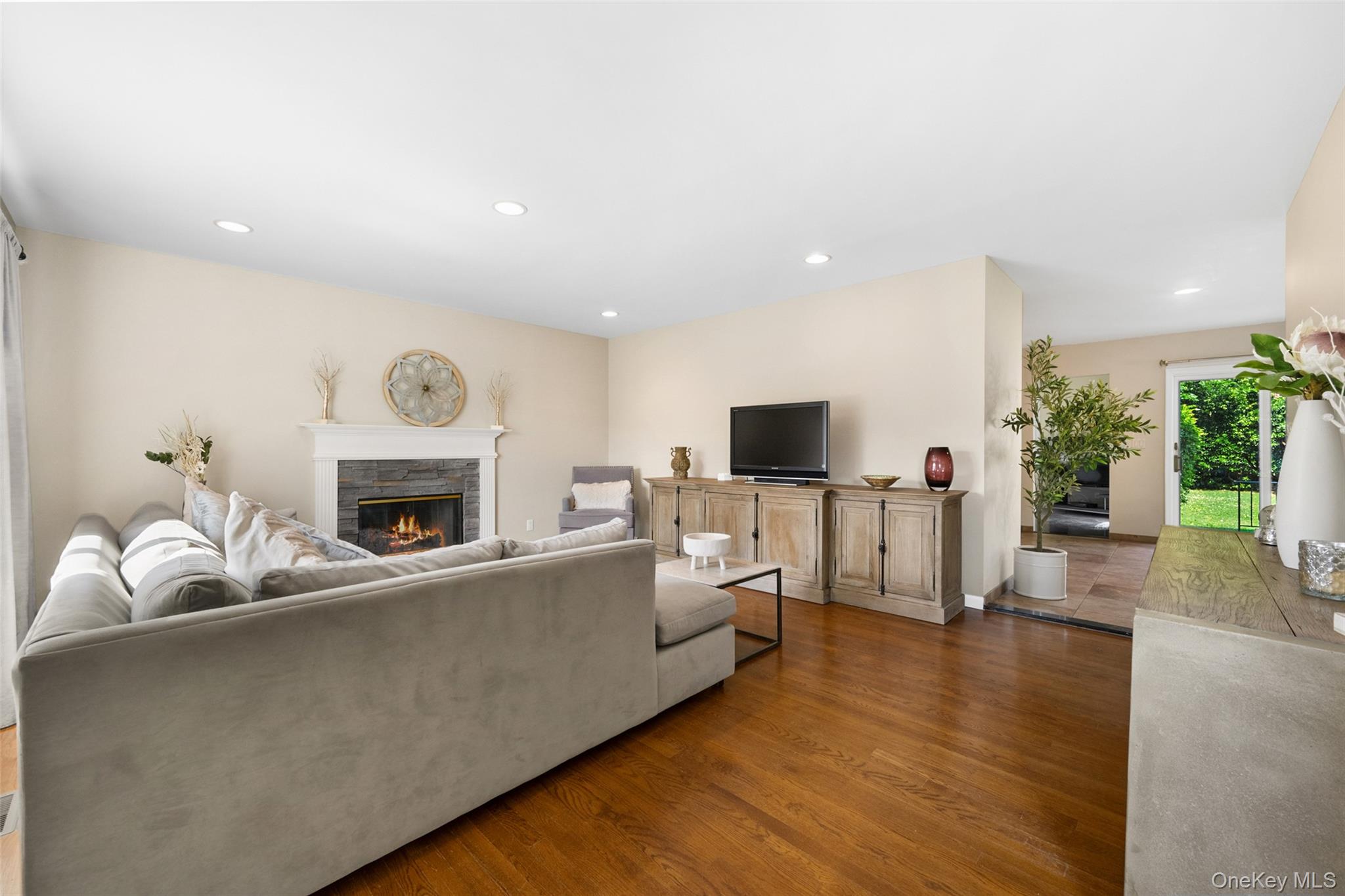 8 Ridge Street Property Photo 5