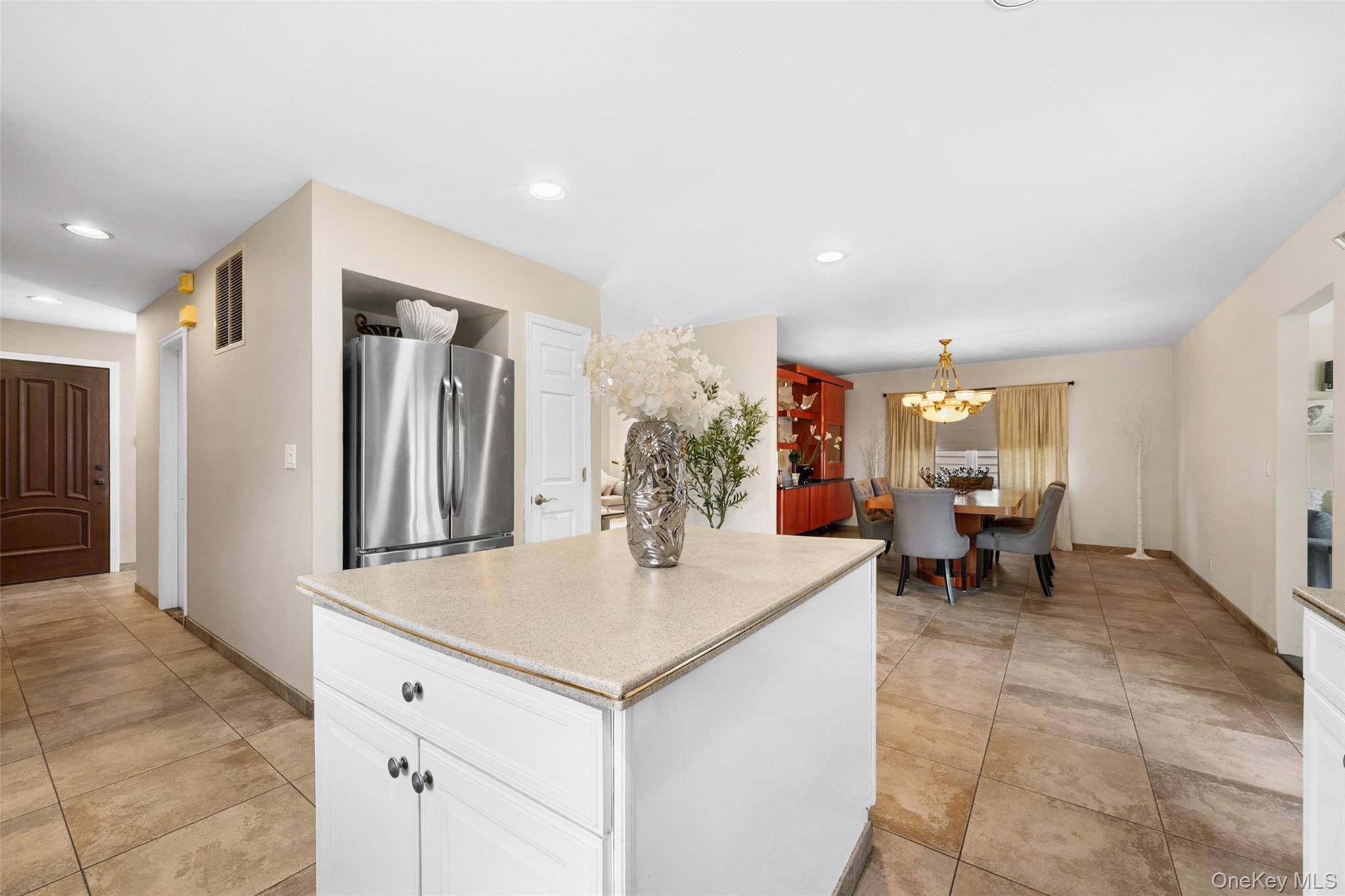8 Ridge Street Property Photo 11
