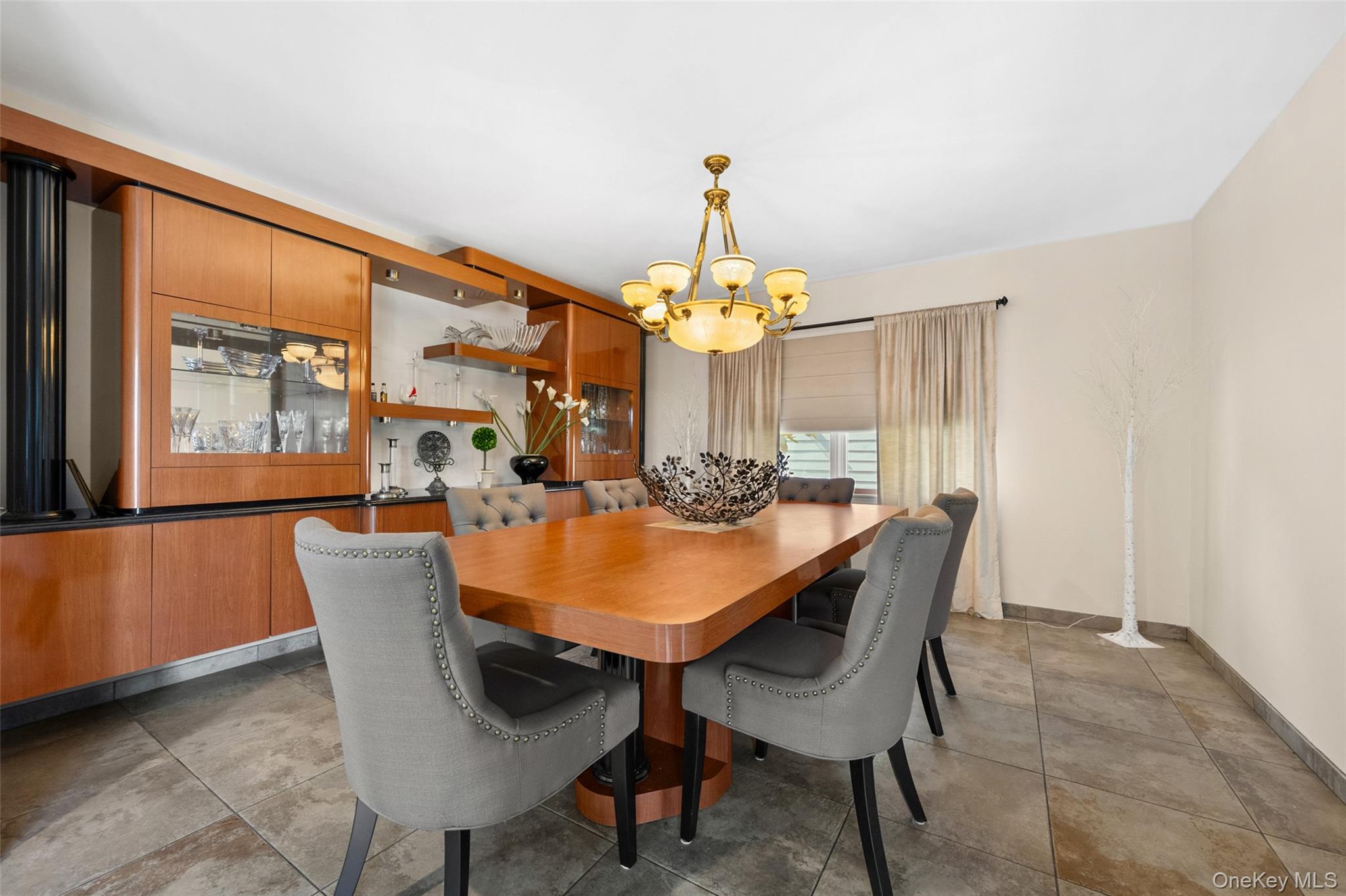 8 Ridge Street Property Photo 12