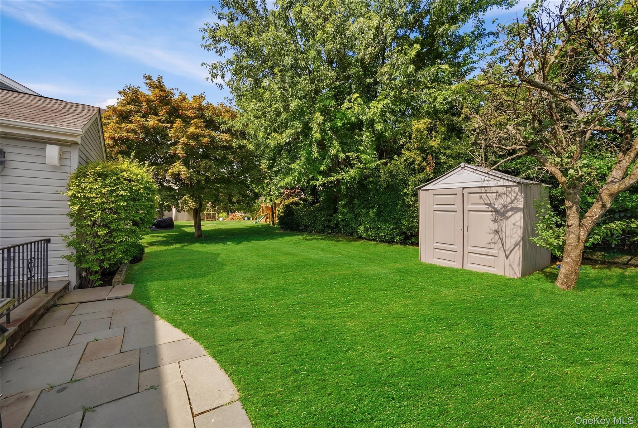 8 Ridge Street Property Photo 25