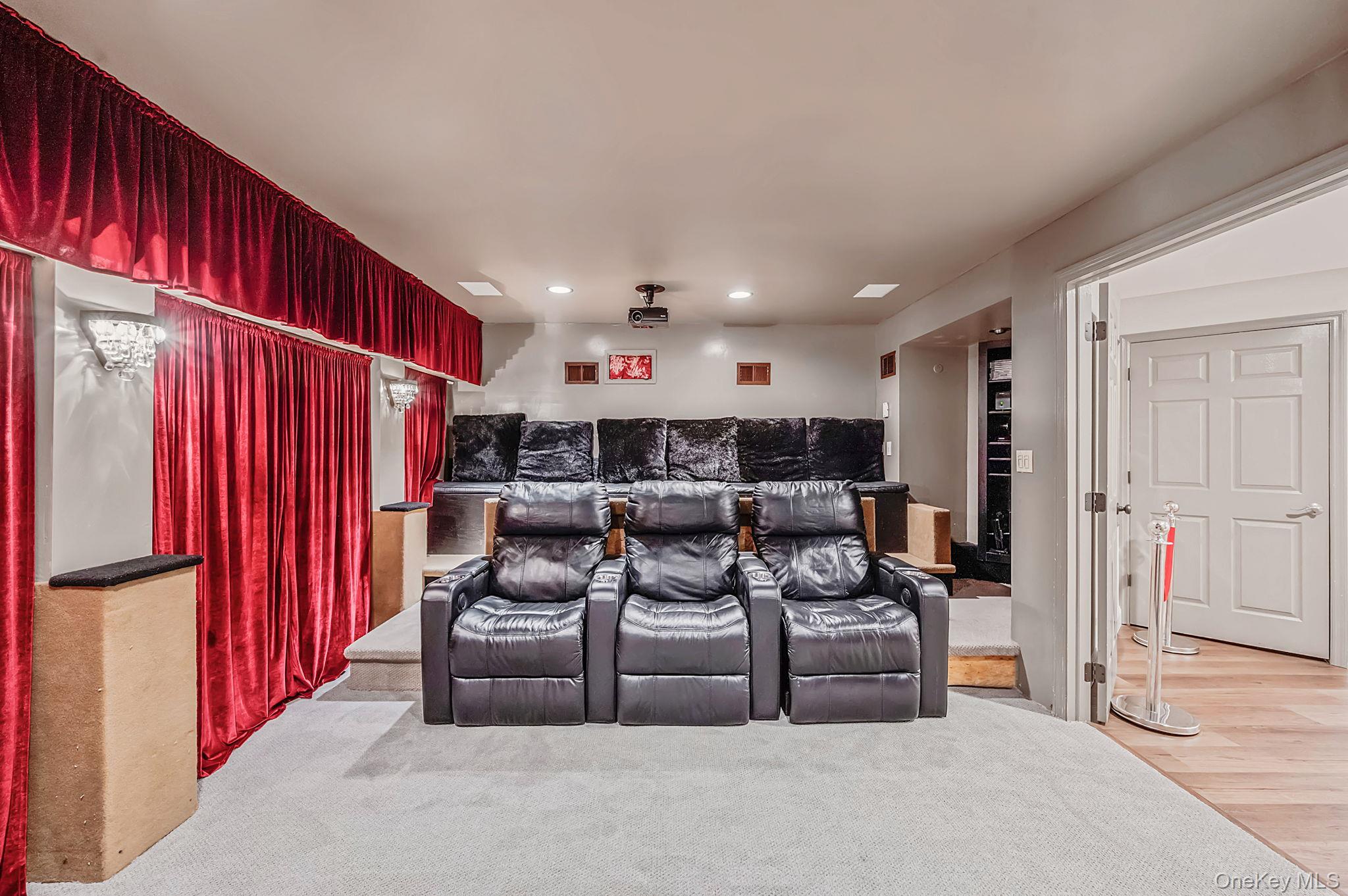 20 Hancock Court Property Photo 35