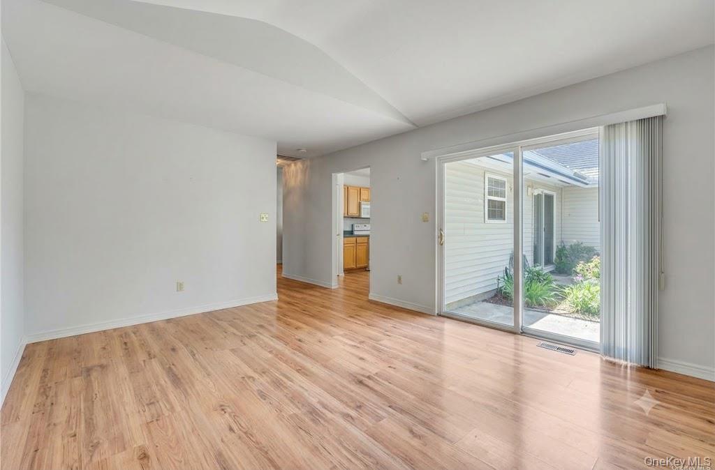702 Pebble Beach Path Property Photo 8