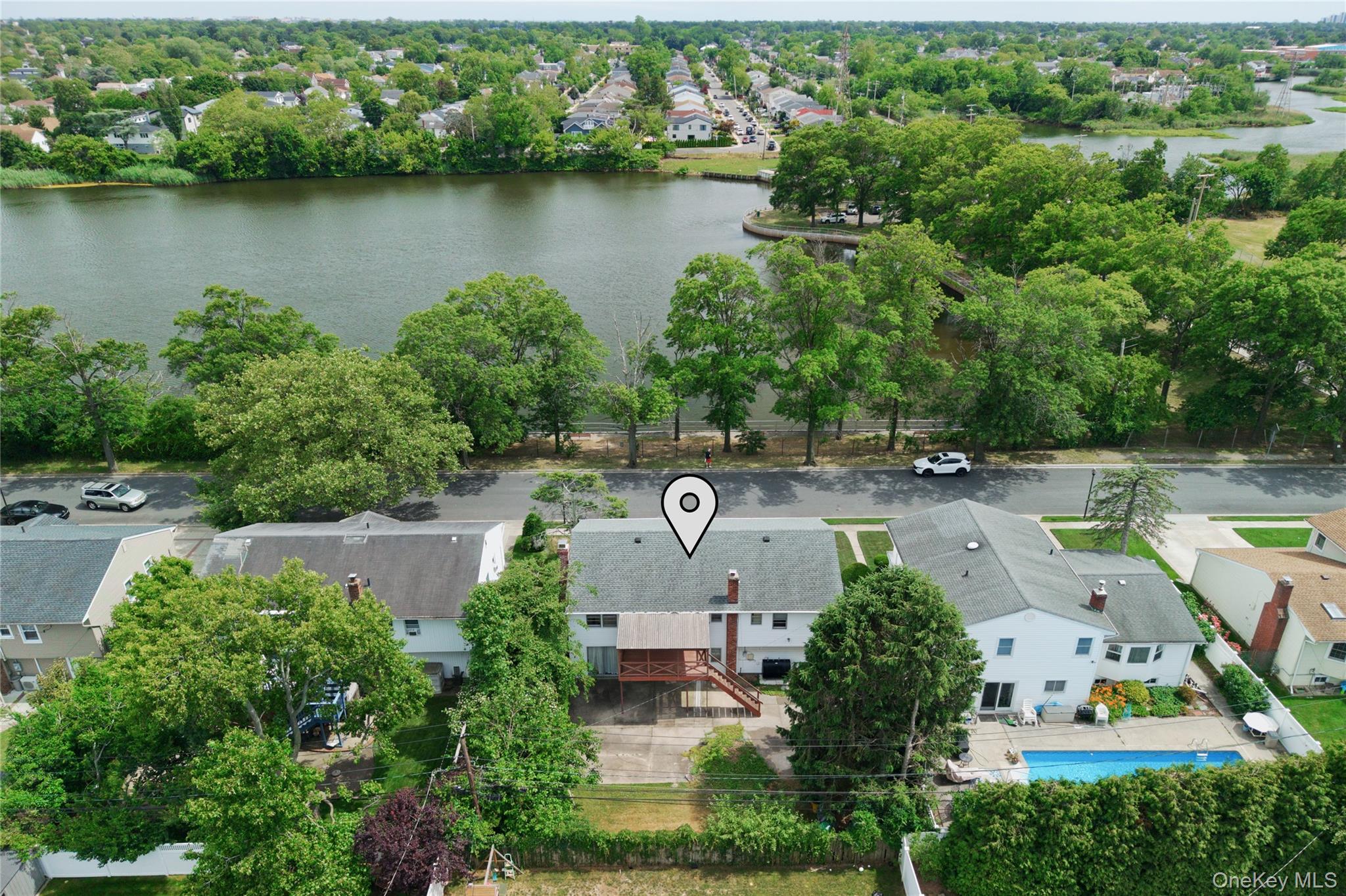 726 University Street Property Photo 15