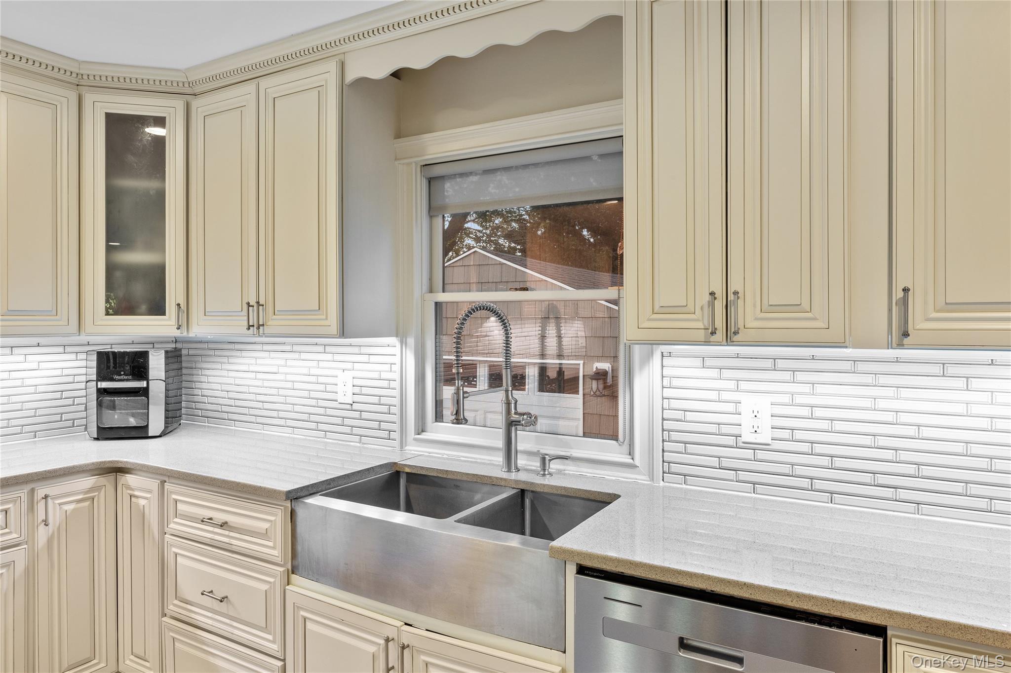 122 Linton Avenue Property Photo 15