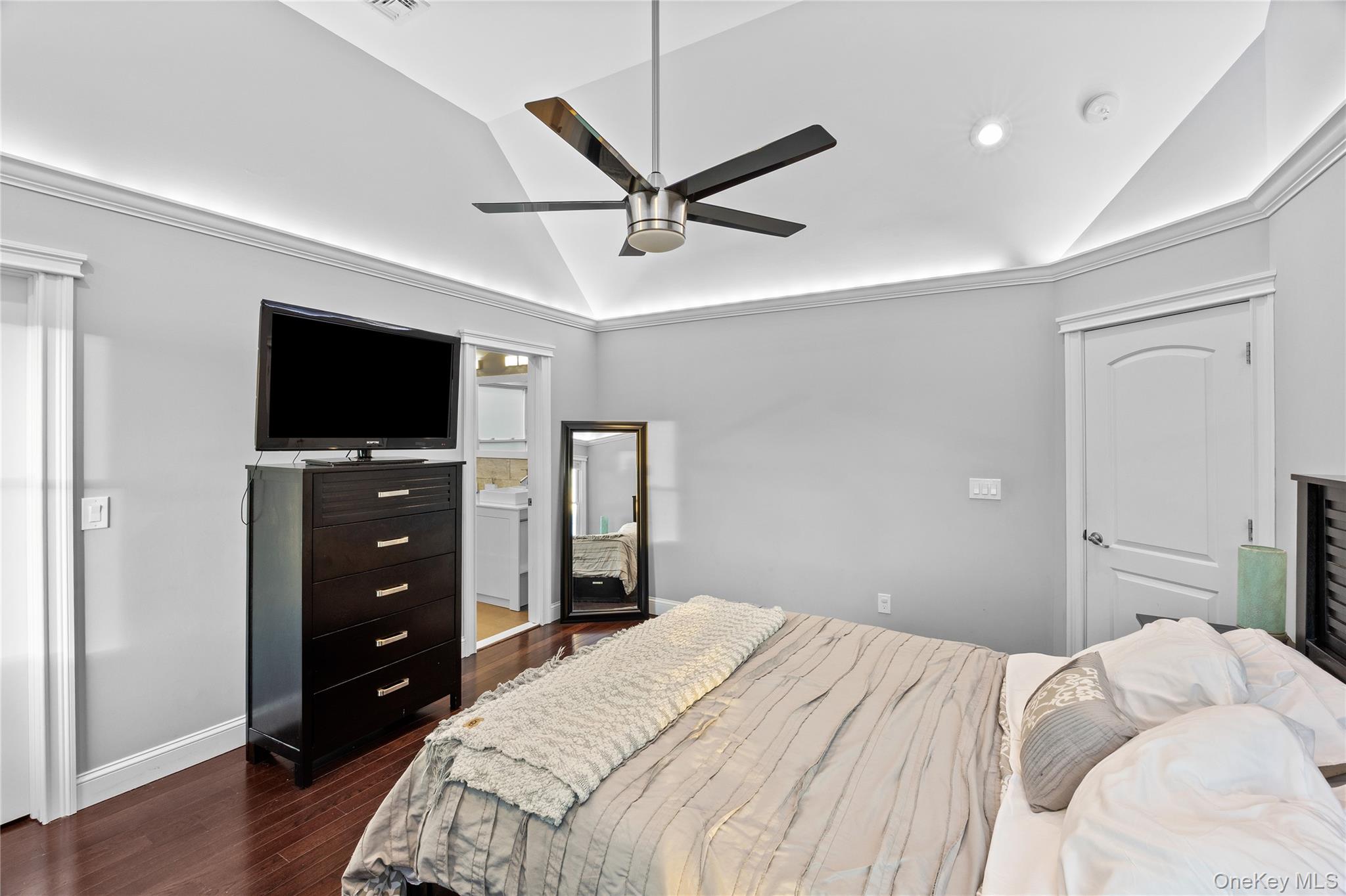 122 Linton Avenue Property Photo 32