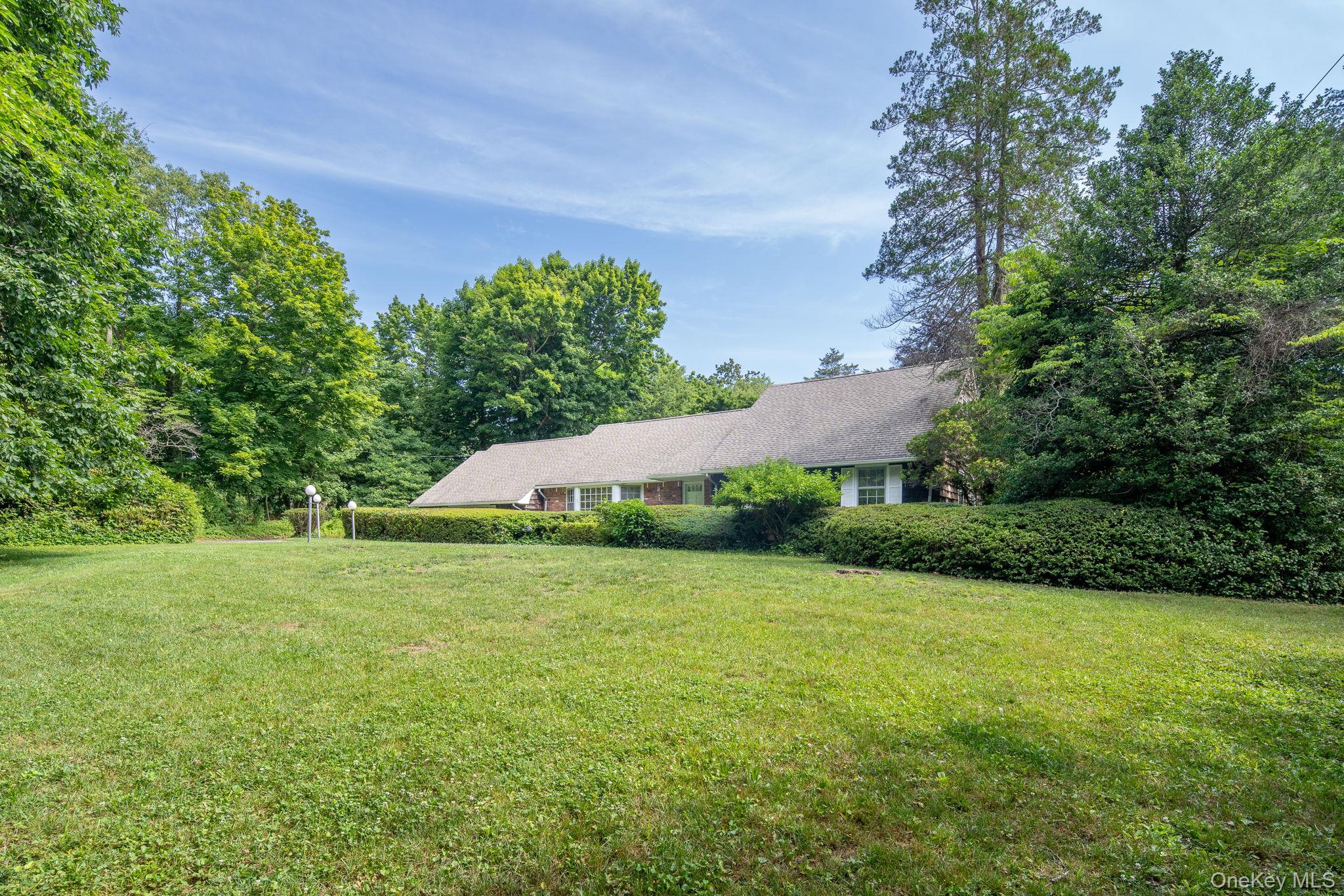 209 Southdown Road Property Photo 1