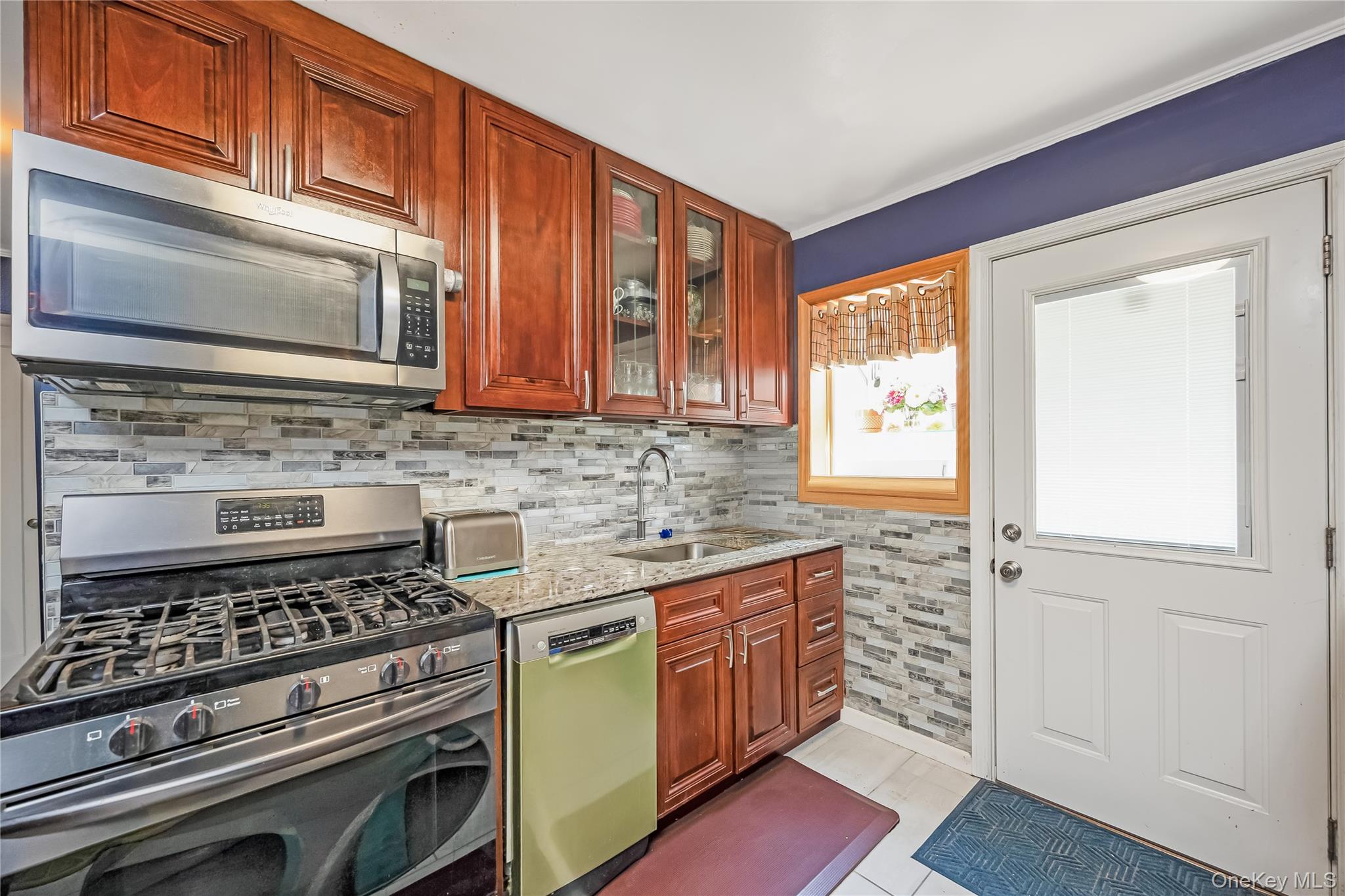 12135 Milburn Street Property Photo 9