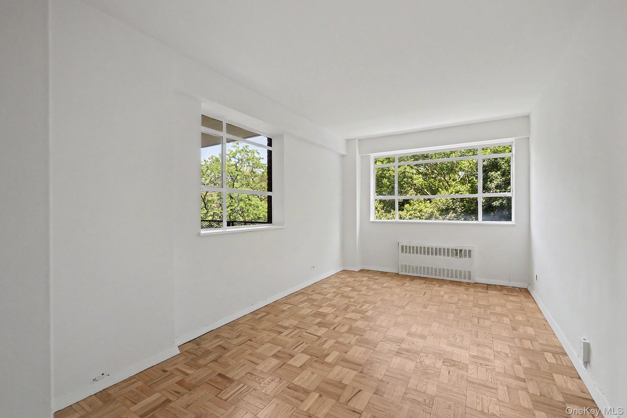 2727 Palisade Avenue 9b Property Photo 13