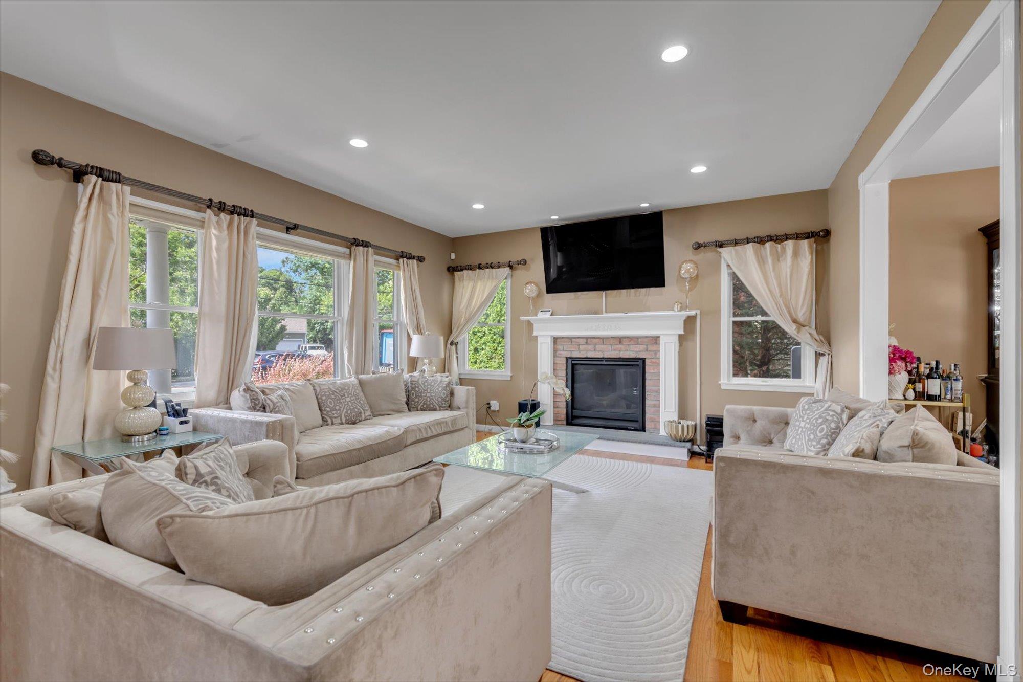 146 Melville Road Property Photo 3