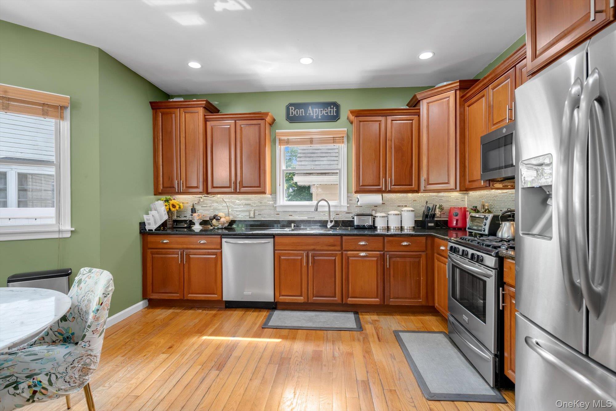 146 Melville Road Property Photo 6