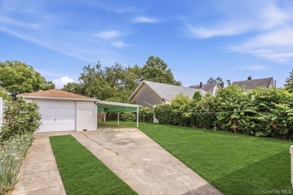 17 Duryea Place Property Photo 19