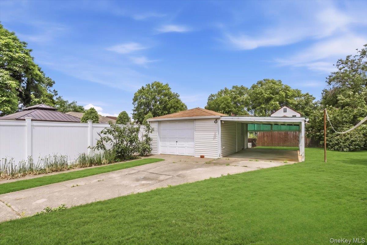 17 Duryea Place Property Photo 22