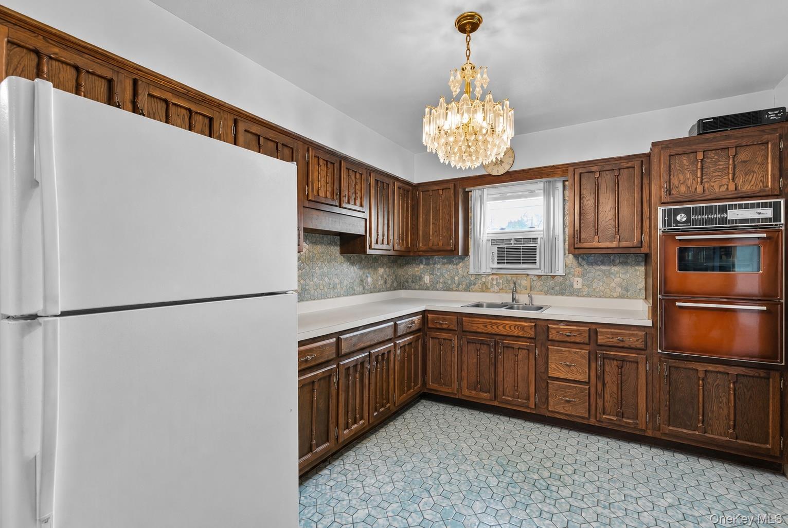 442 Albern Avenue Property Photo 3