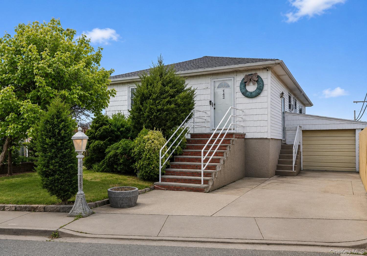 442 Albern Avenue Property Photo 12