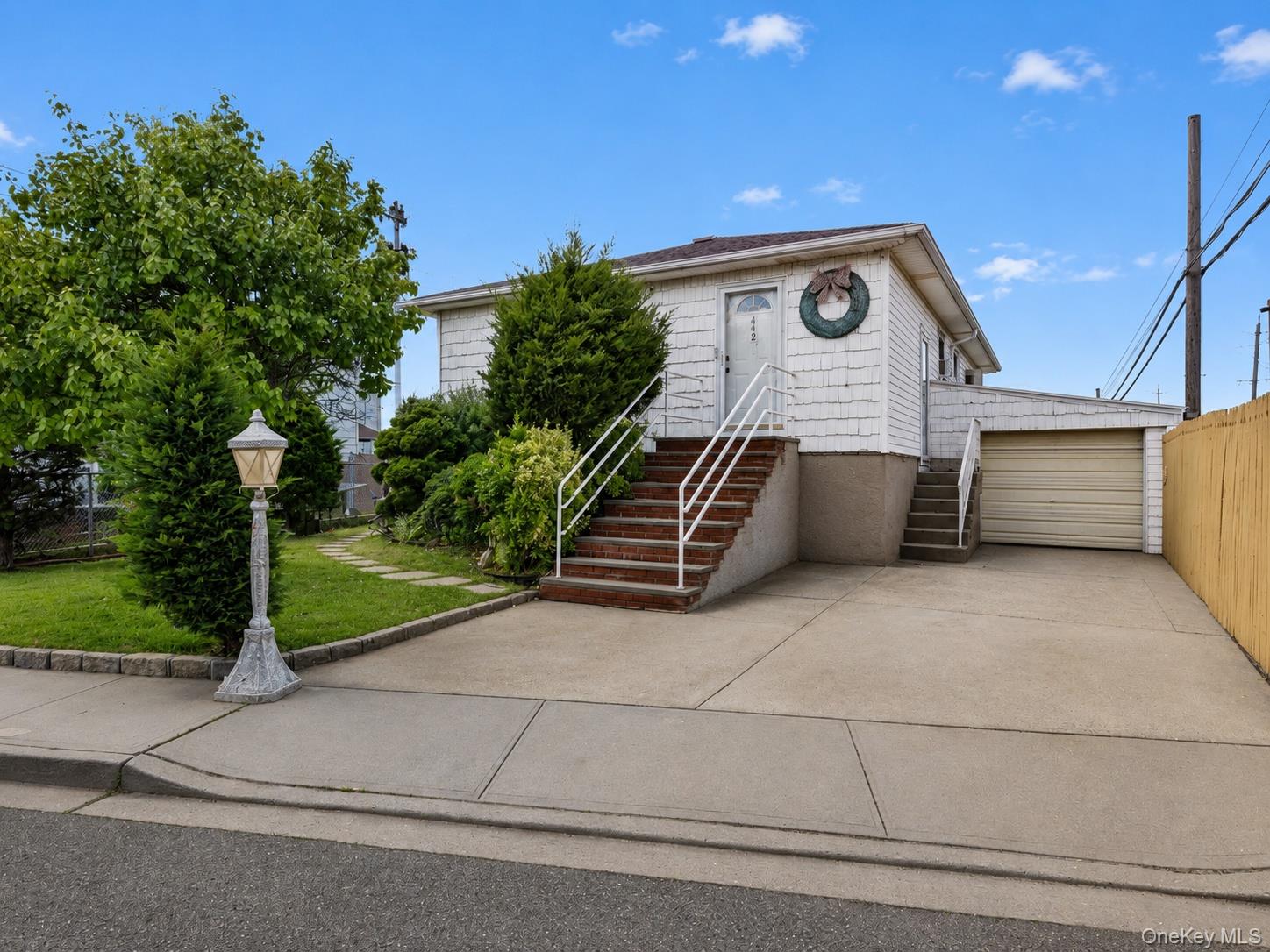 442 Albern Avenue Property Photo 13