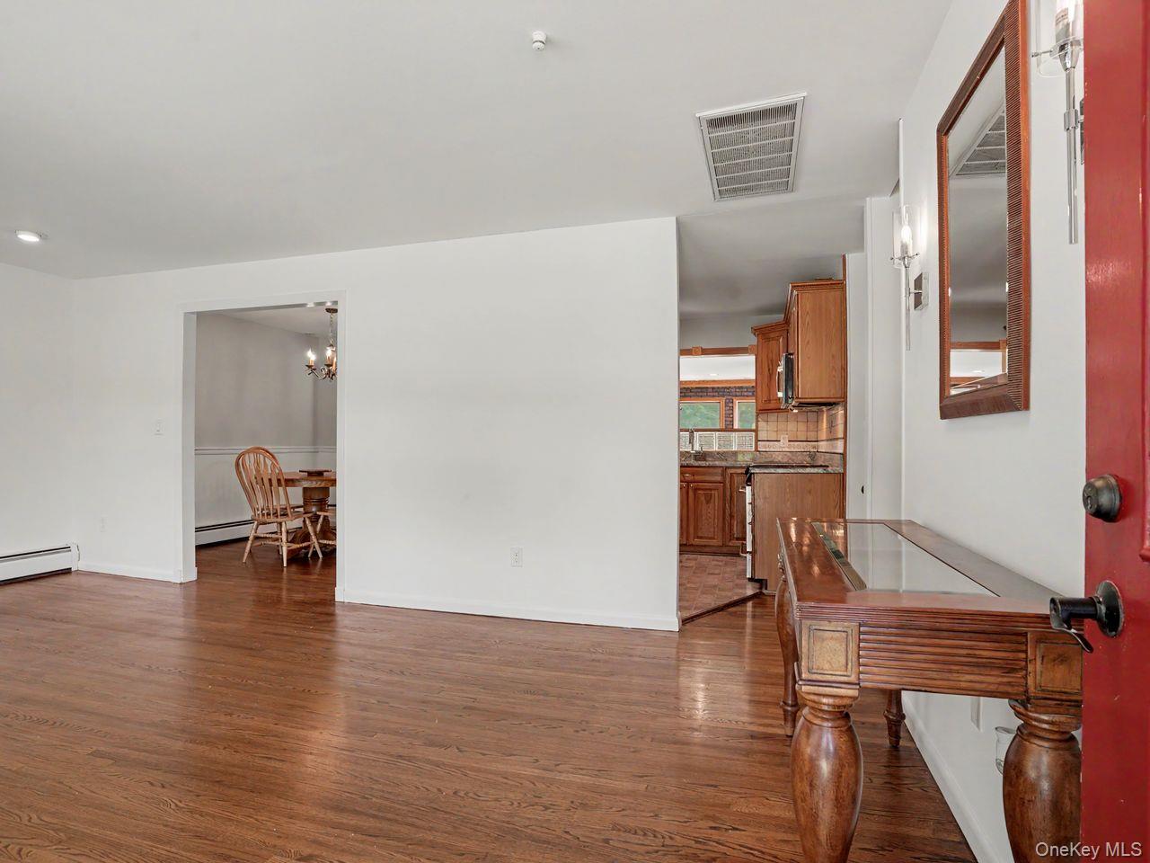 11 Leona Drive Property Photo 13