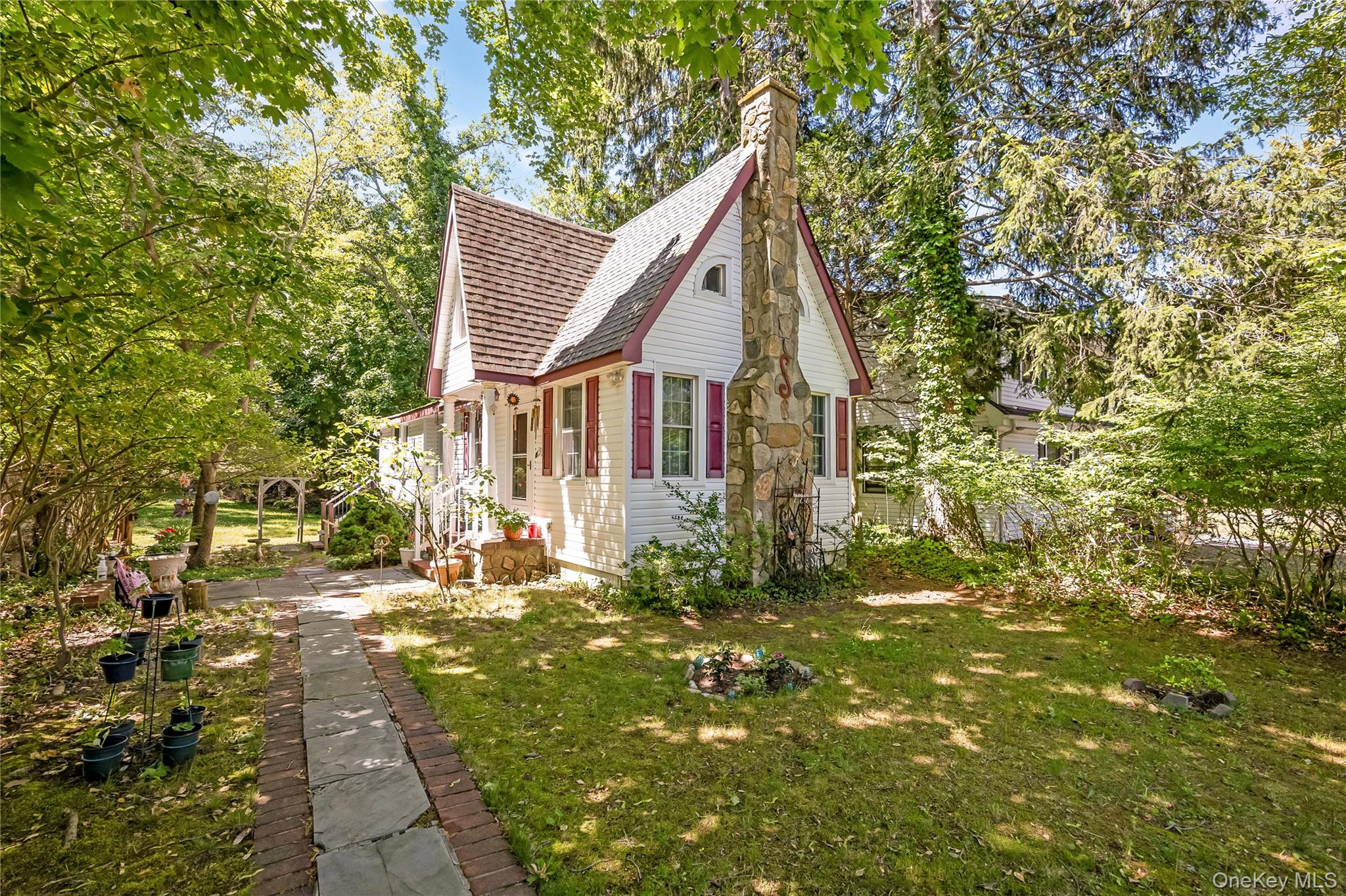 12 Valkyr Road Property Photo 1