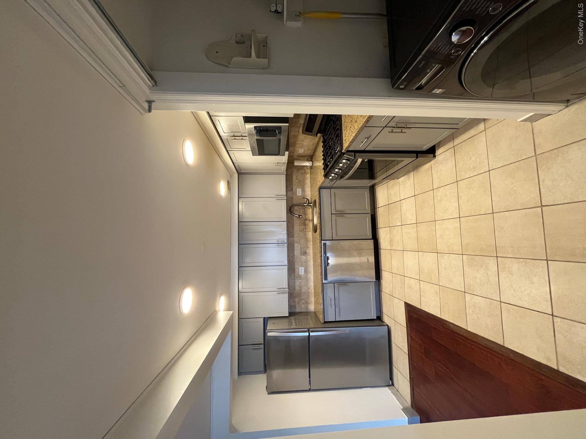 143-41 84th Drive 6e Property Photo 2