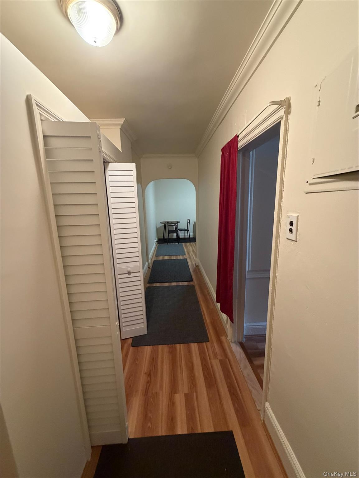 475 Bronx River Road 1B Property Photo 1