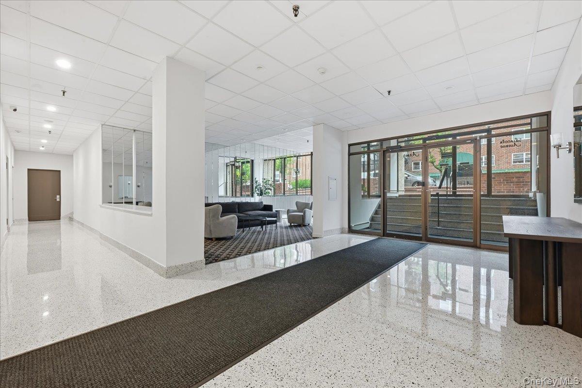 101 Lincoln Avenue 4k Property Photo 15