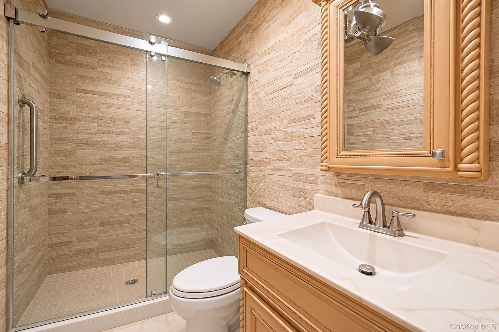 15 Edwin Avenue Property Photo 16