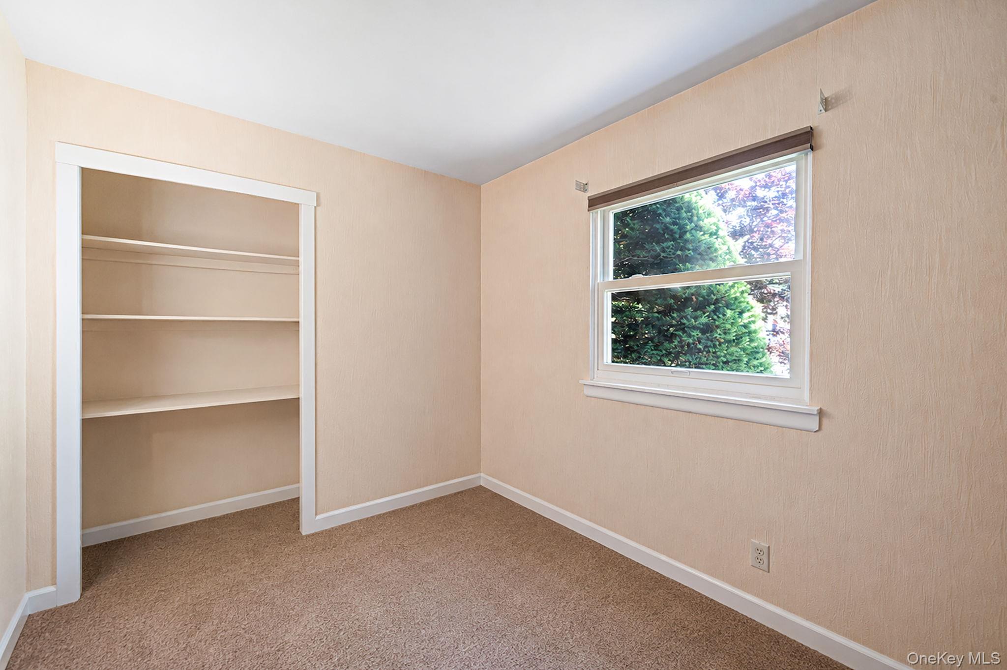 15 Edwin Avenue Property Photo 19