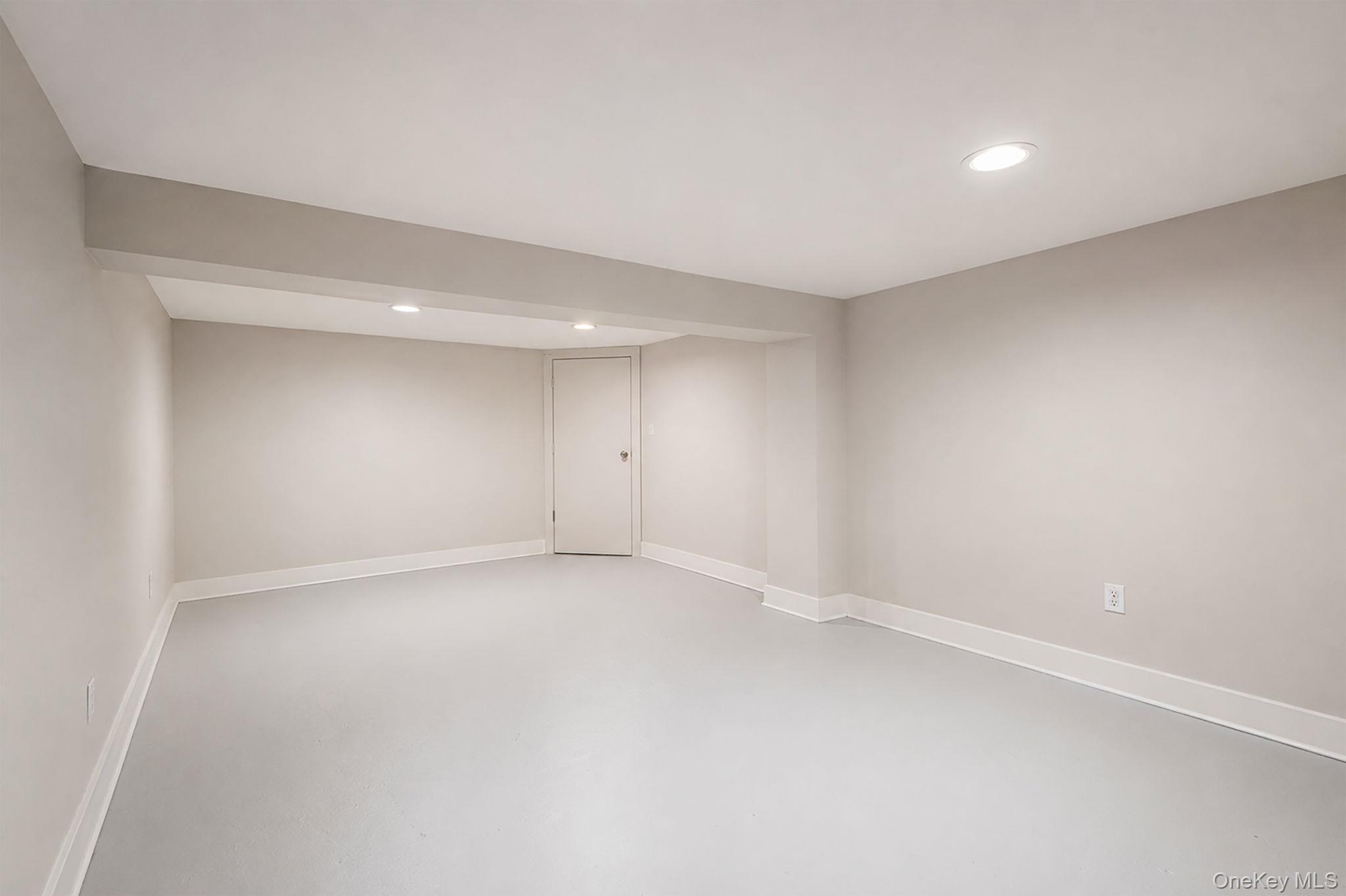 15 Edwin Avenue Property Photo 20