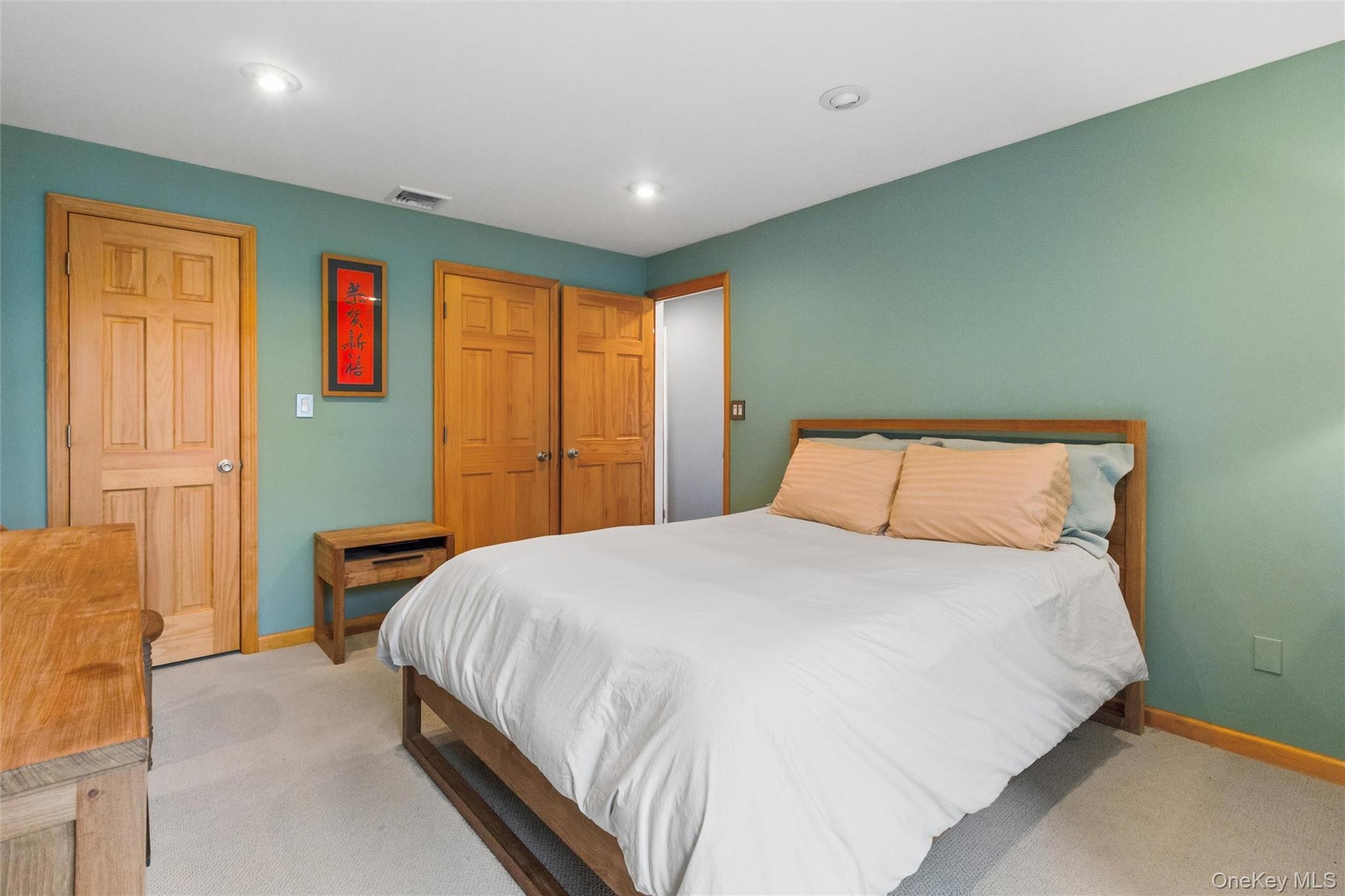 545 W Broadway A Property Photo 17