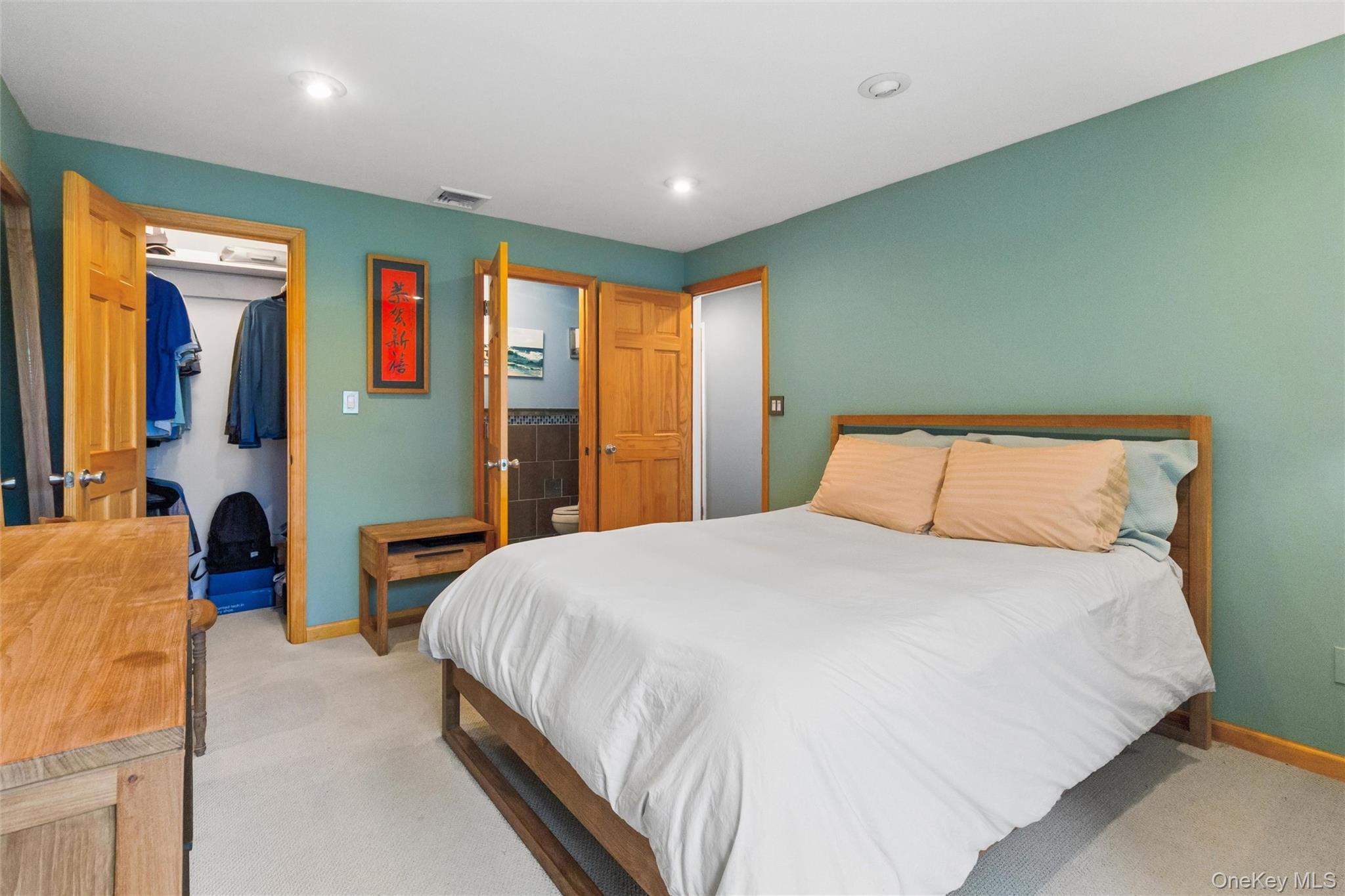 545 W Broadway A Property Photo 18