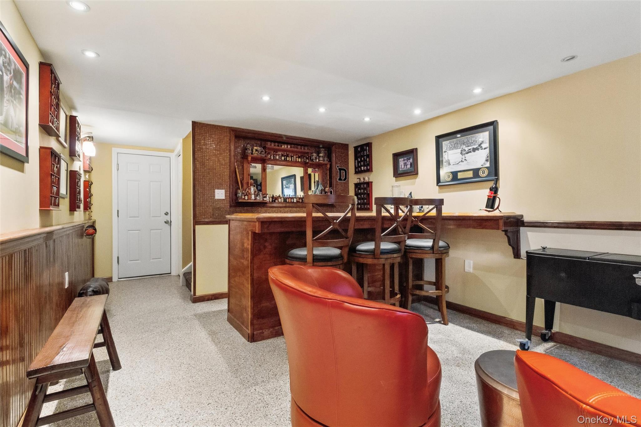 545 W Broadway A Property Photo 21