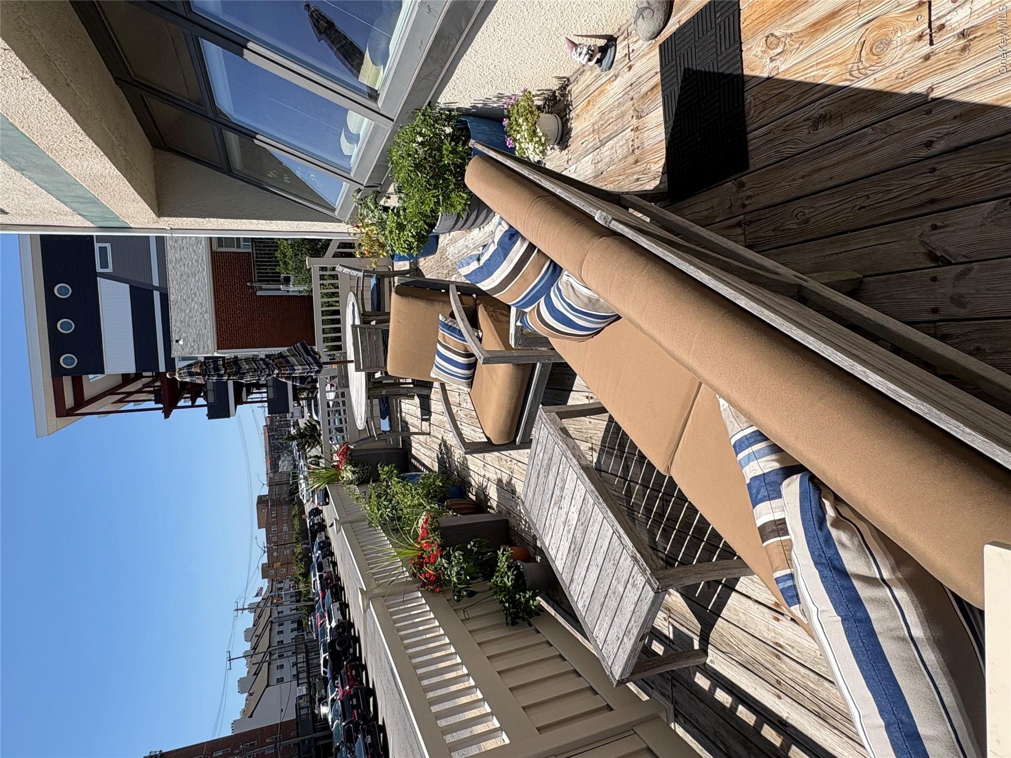 545 W Broadway A Property Photo 26