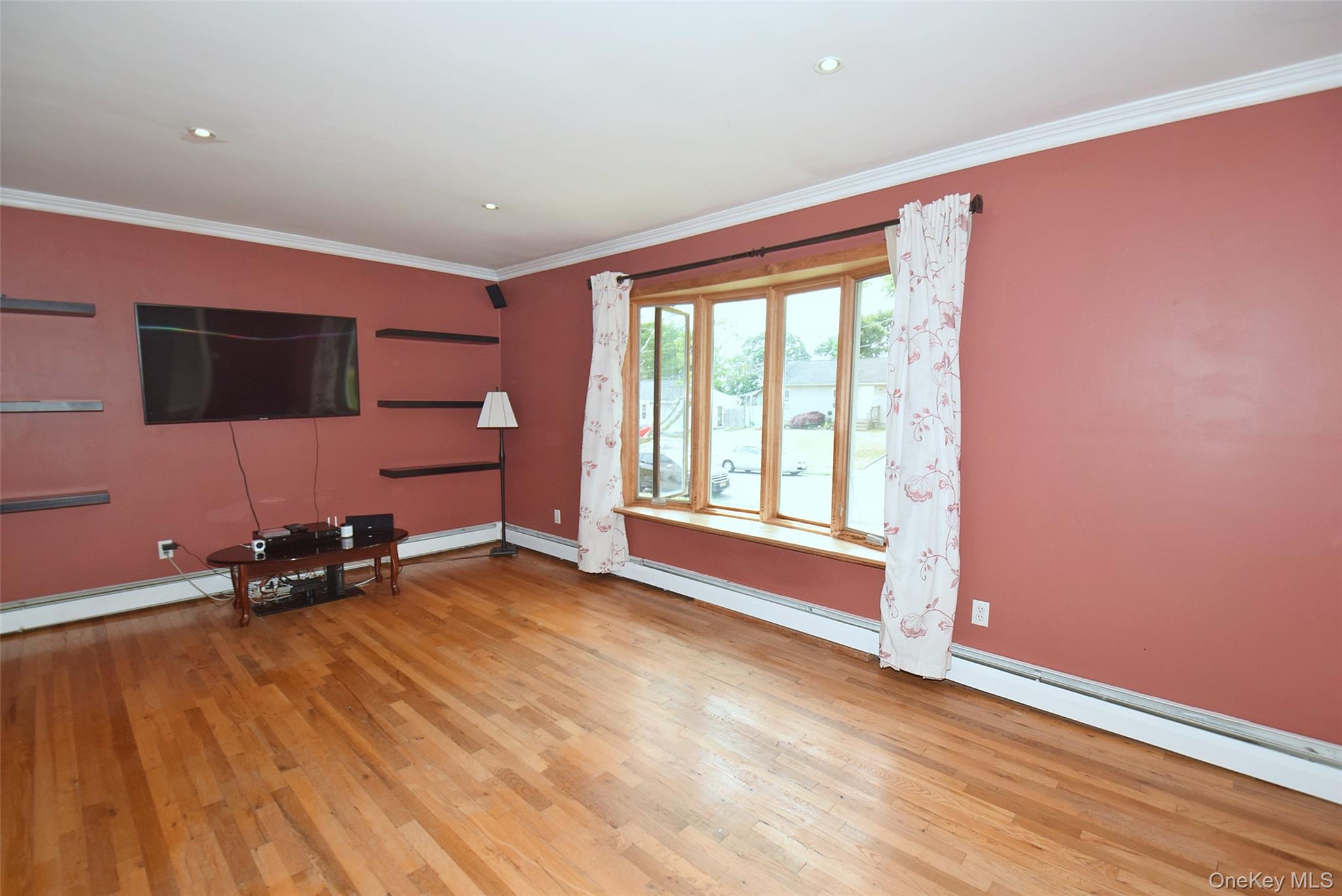 27 Naples Avenue Property Photo 4