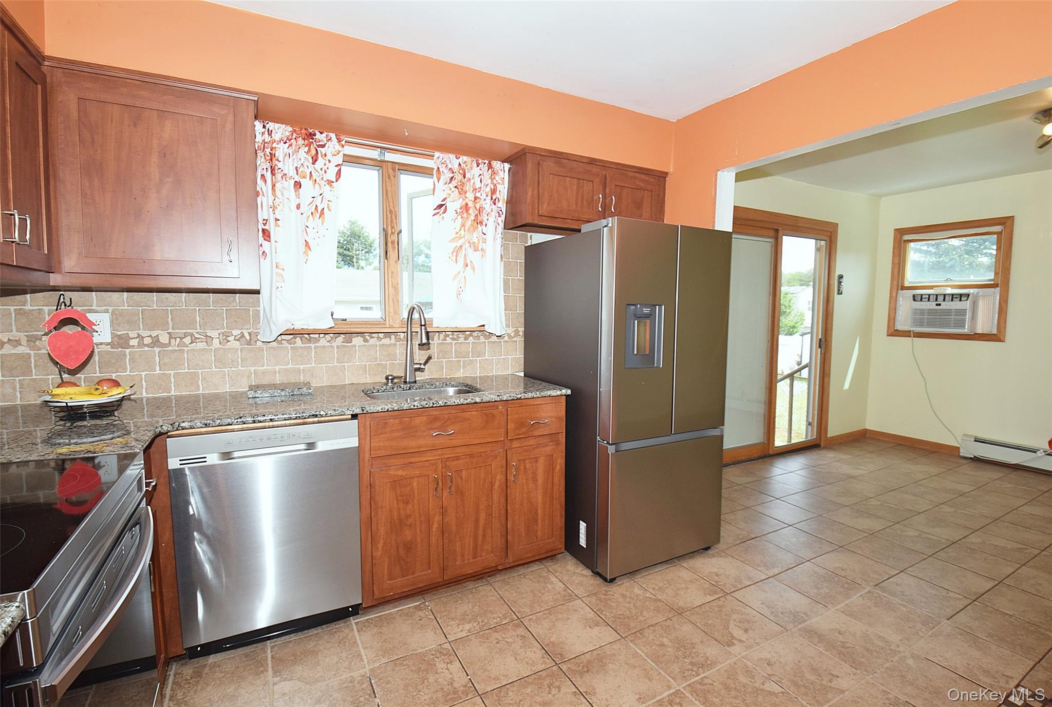 27 Naples Avenue Property Photo 8